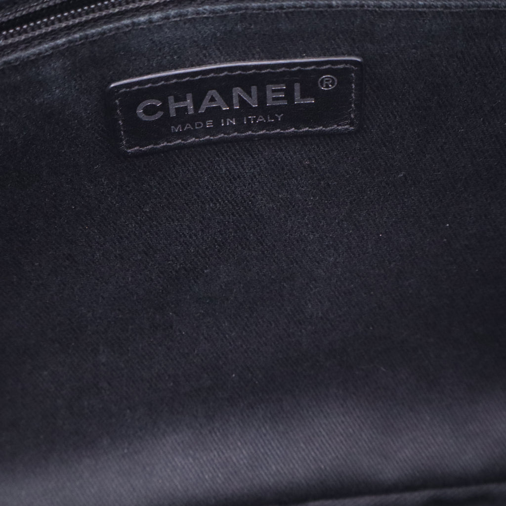 Chanel Natural Beauty Split Pocket Flap Bag Quilted Leather Medium Black twins LDJ3562