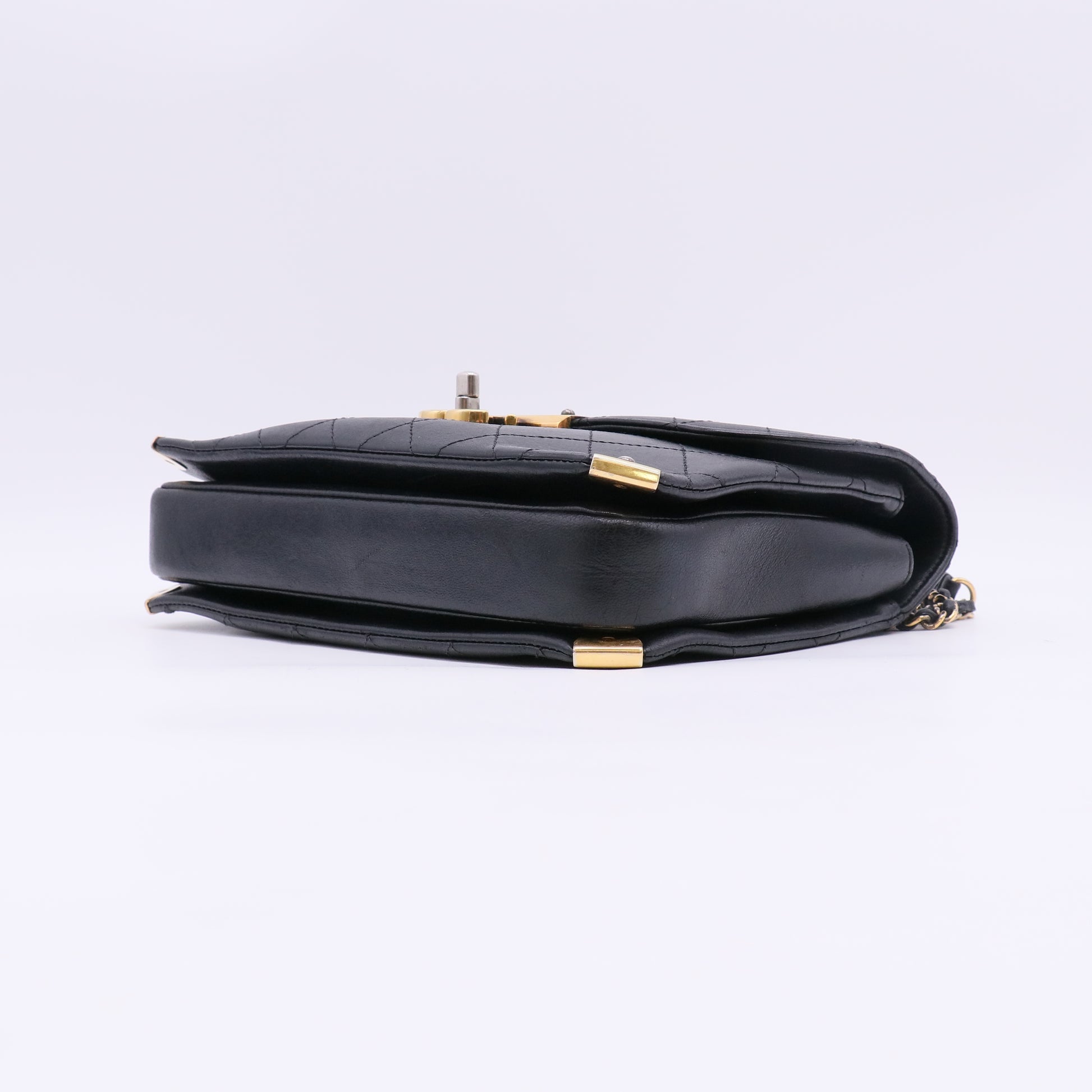Chanel Around The Corner Flap Bag Quilted Lambskin Medium twins LDZ869