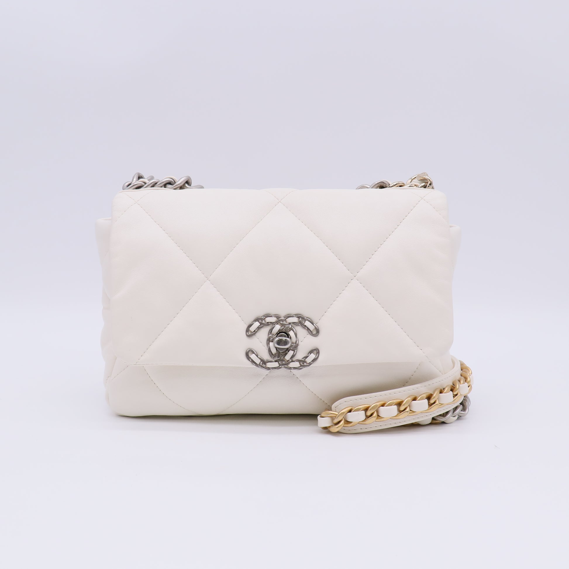 Chanel White Quilted Goatskin Leather Chanel 19 Small Bag twins LDZ347