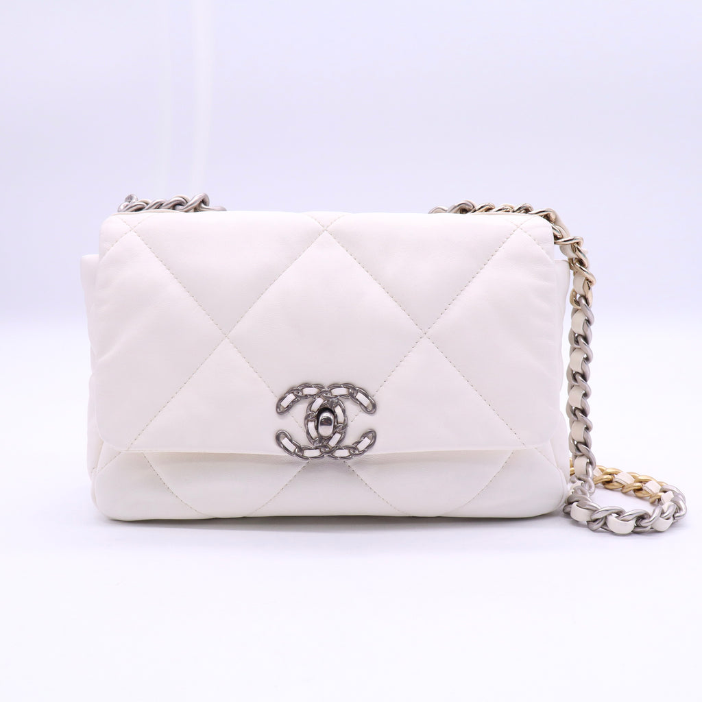 19 Flap Bag Quilted Leather Medium twins LDJ3573