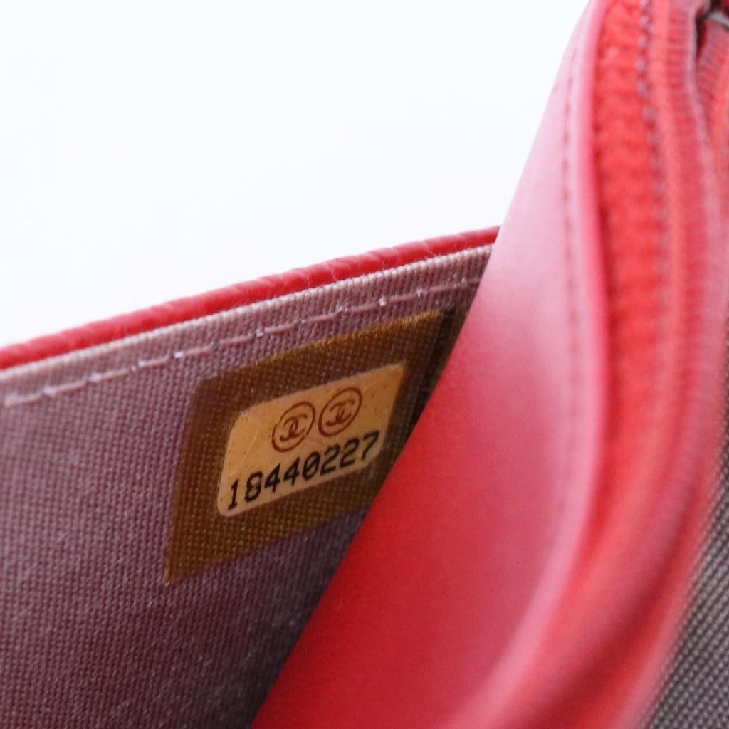 Red Caviar Leather CC Timeless Wallet On Chain B20245