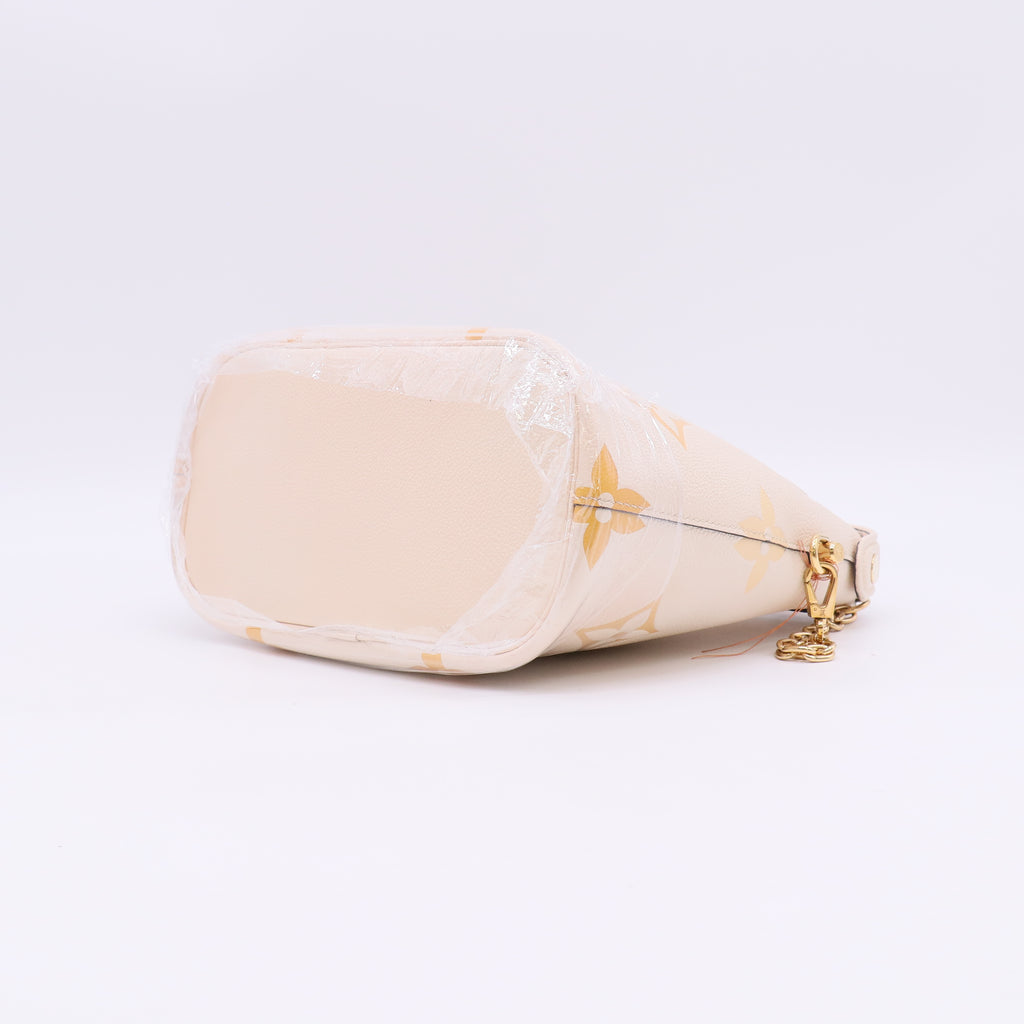 Louis Vuitton Empreinte Monogram Giant By The Pool Marshmallow Hobo Cream Saffron twins LDJ5521