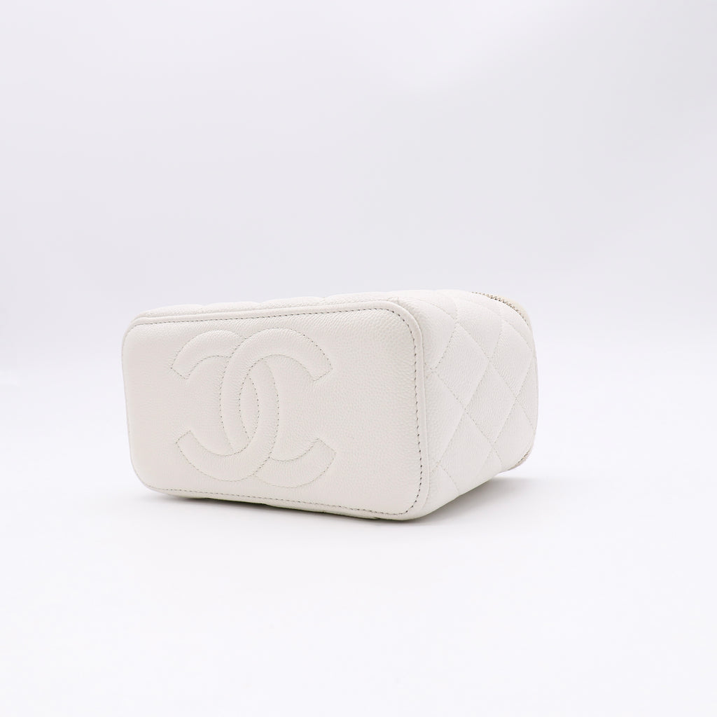 Coco Vanity Case with Chain Quilted Caviar Small Twins LDZ367