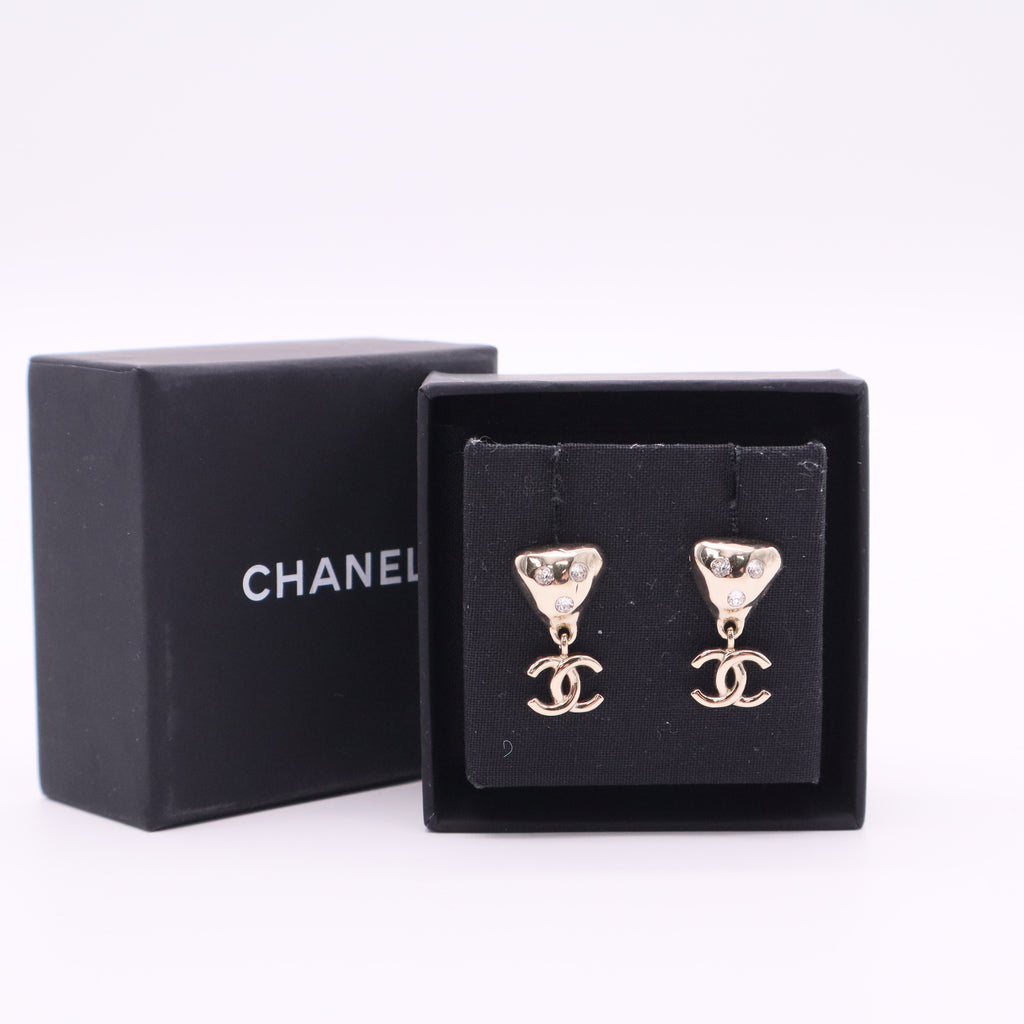 Crystal Strass Heart With CC Logo Drop Earring Gold Twins