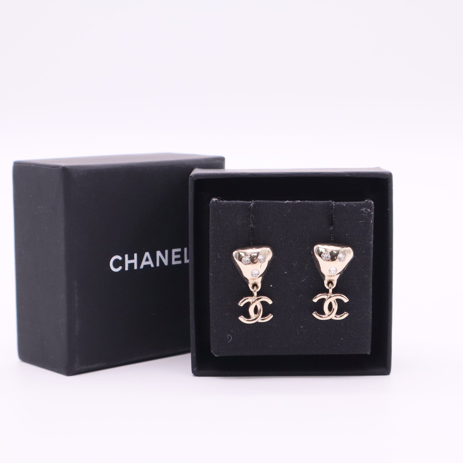 Crystal Strass Heart With CC Logo Drop Earring Gold Twins