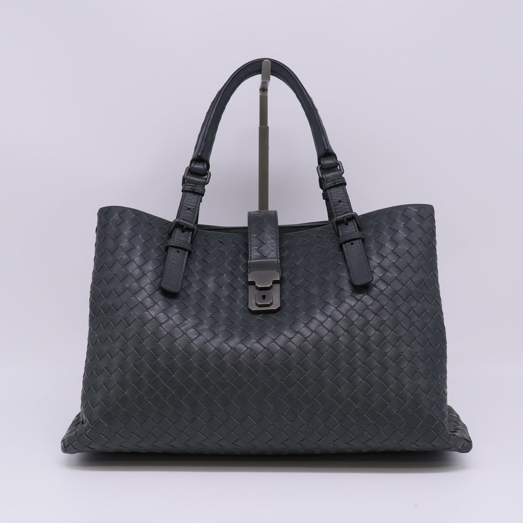 Roma Bag Intrecciato Nappa Medium B23908