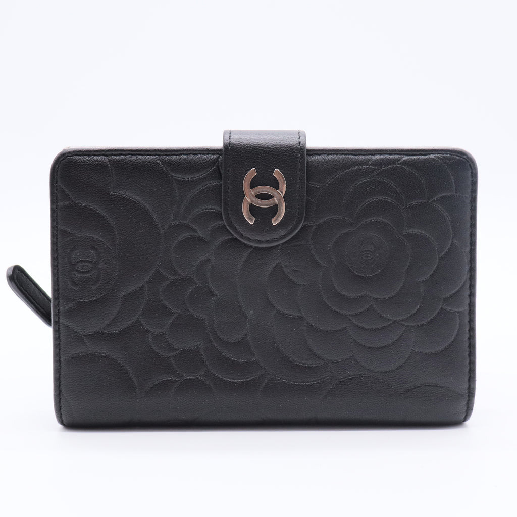 Lambskin Camellia Embossed Zipped Pocket Wallet Black For Gisel