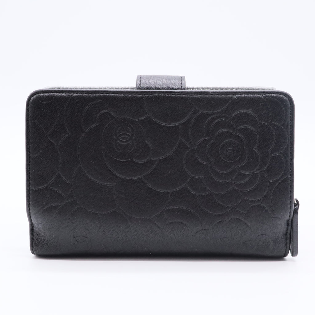 Lambskin Camellia Embossed Zipped Pocket Wallet Black For Gisel