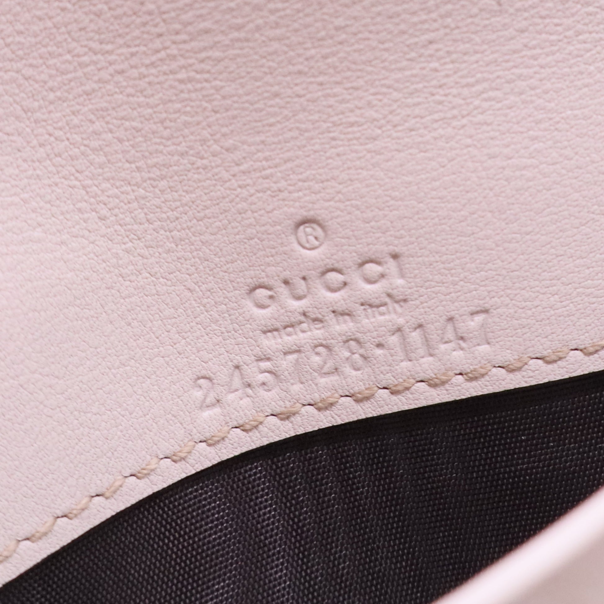GUCCI GG Heart Leather Wallet twins