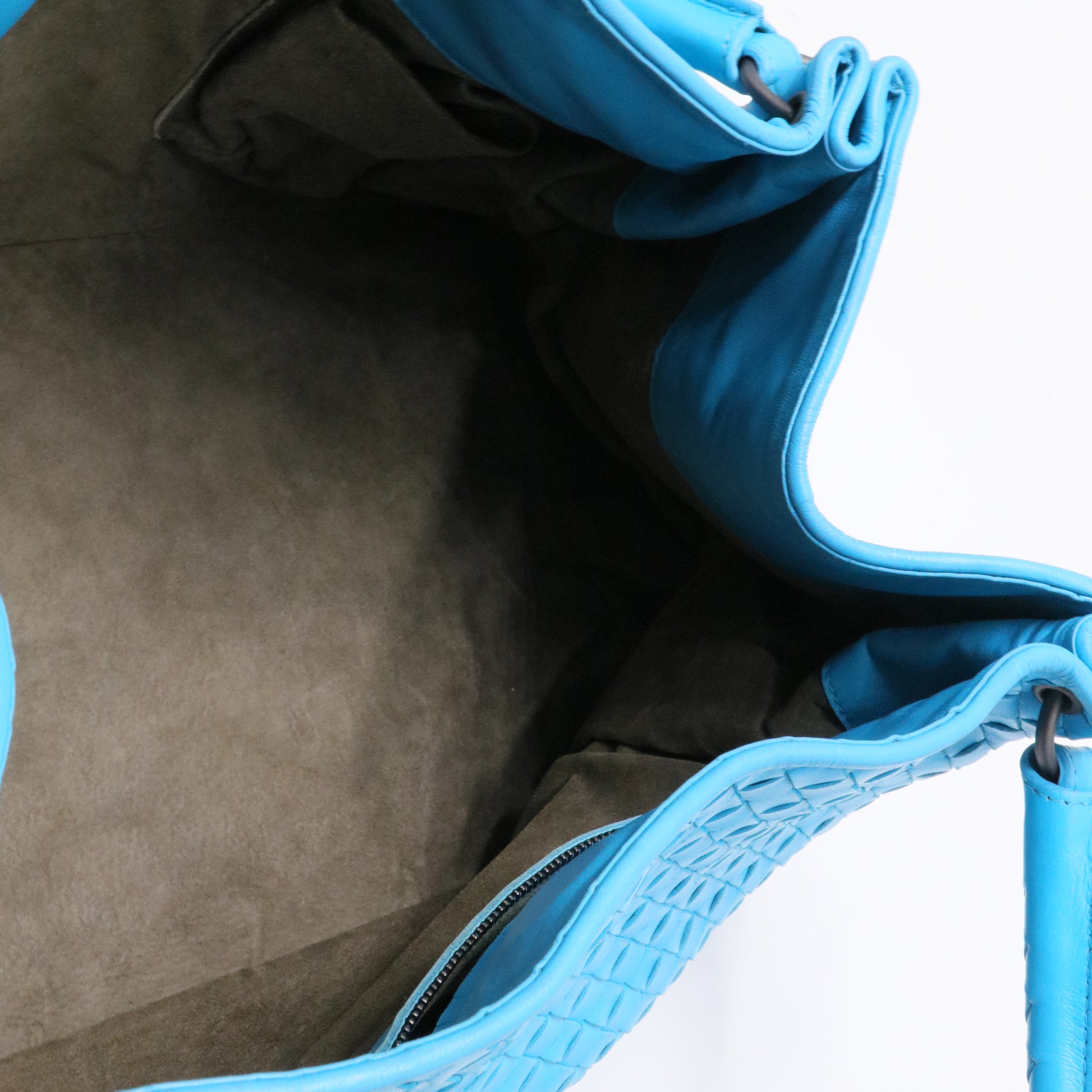 Parachute Bag Intrecciato Nappa Medium