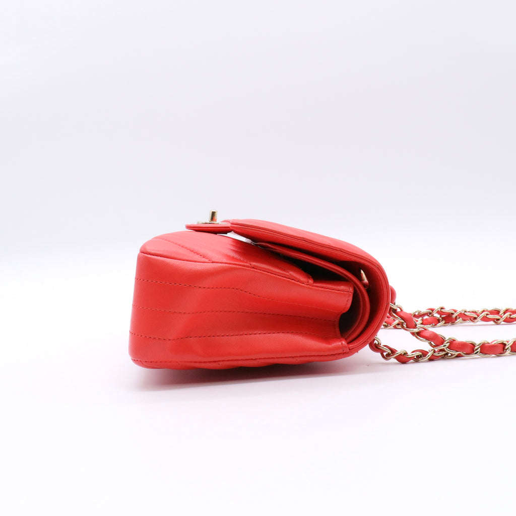 Lambskin Chevron Quilted Medium Double Flap Red twins