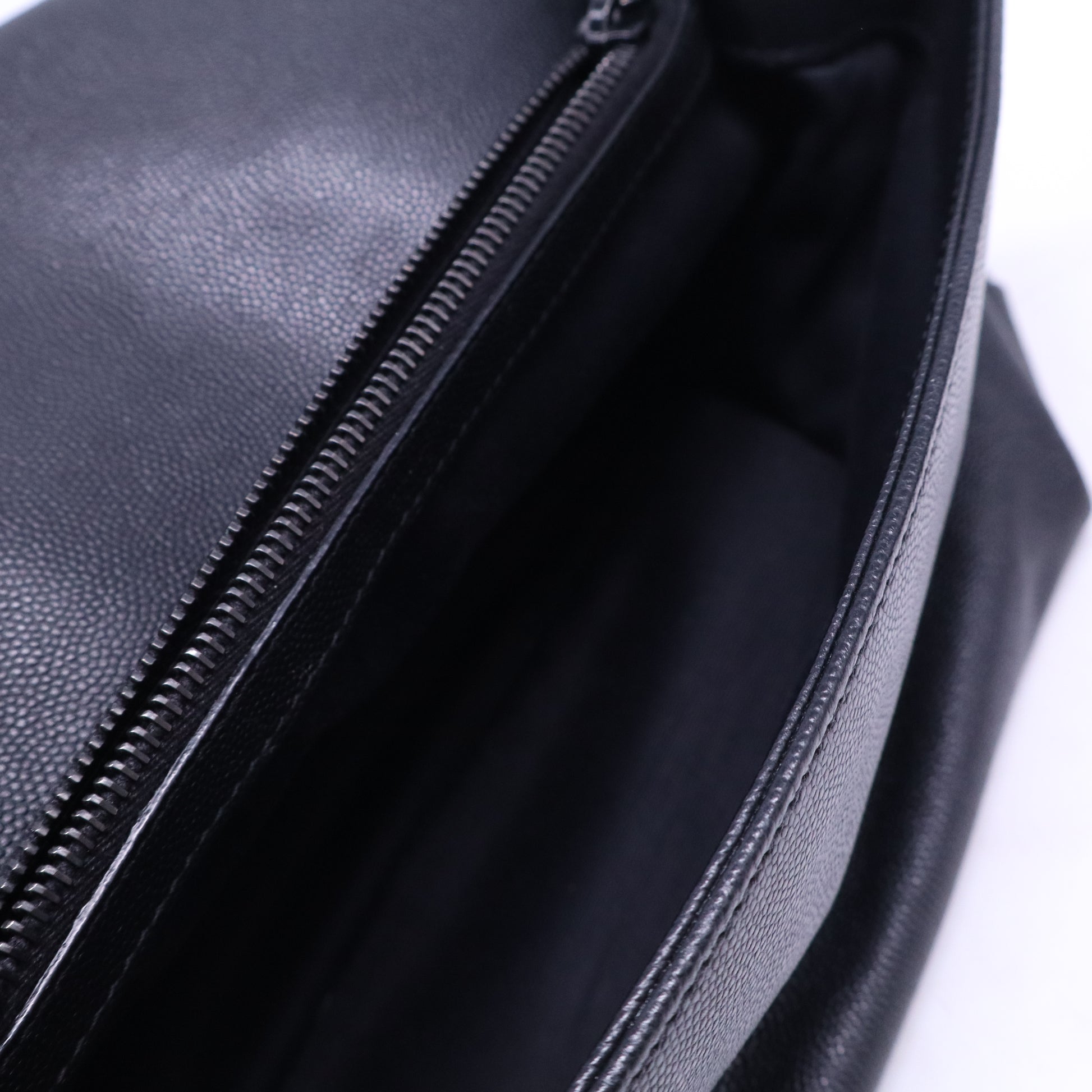 Leather Shoulder Bag B20949