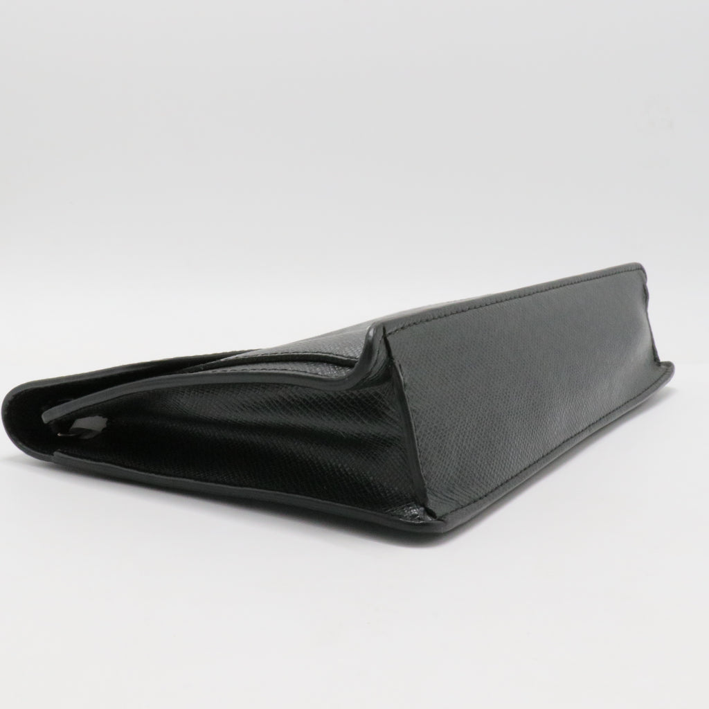 Belaia Clutch Taiga Leather