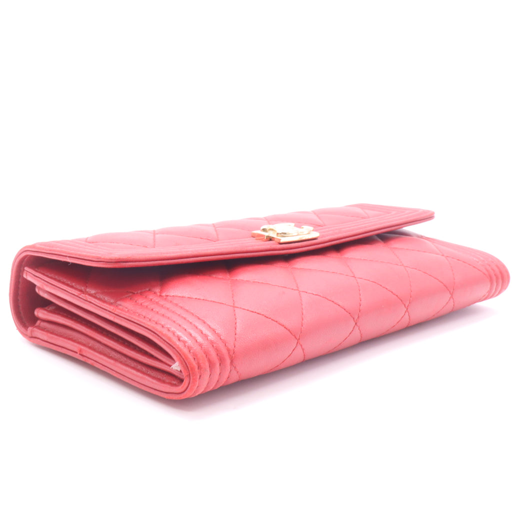 CHANEL Boy Flap Lambskin Quilted Leather Wallet Red Twins W22542