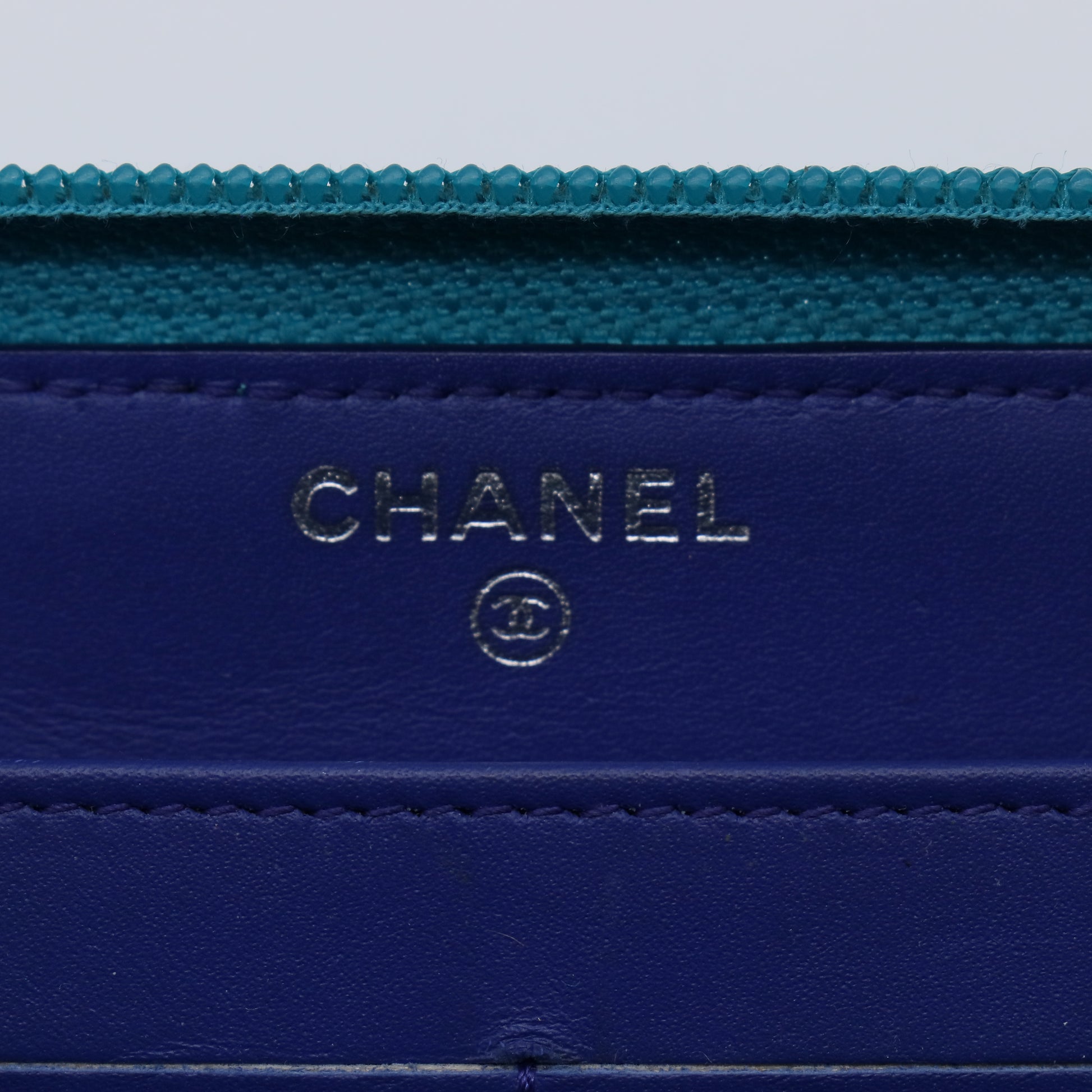 Chanel Grained Calfskin Enamel CC Logo Zip Around Wallet W21418