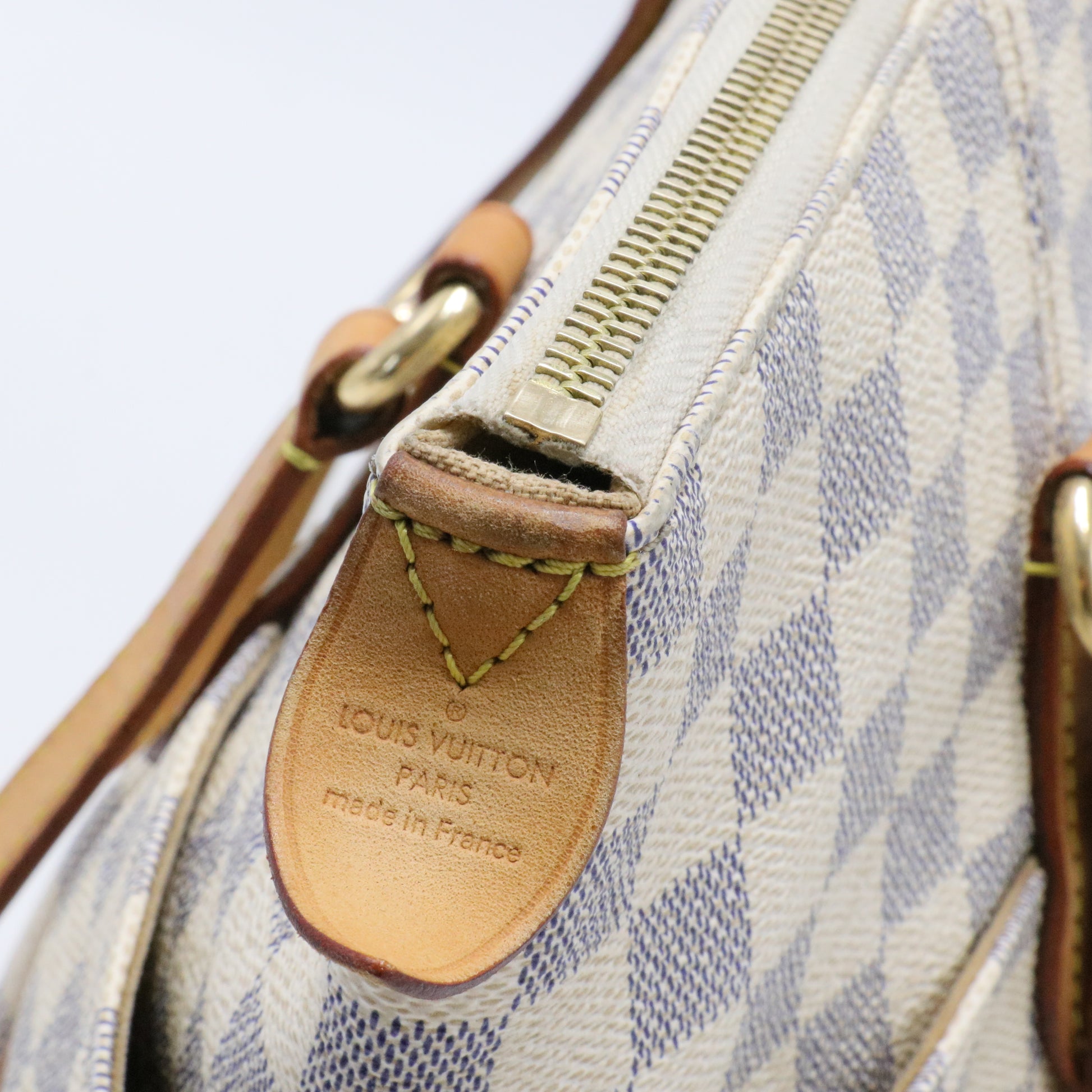 Totally Handbag Damier MM