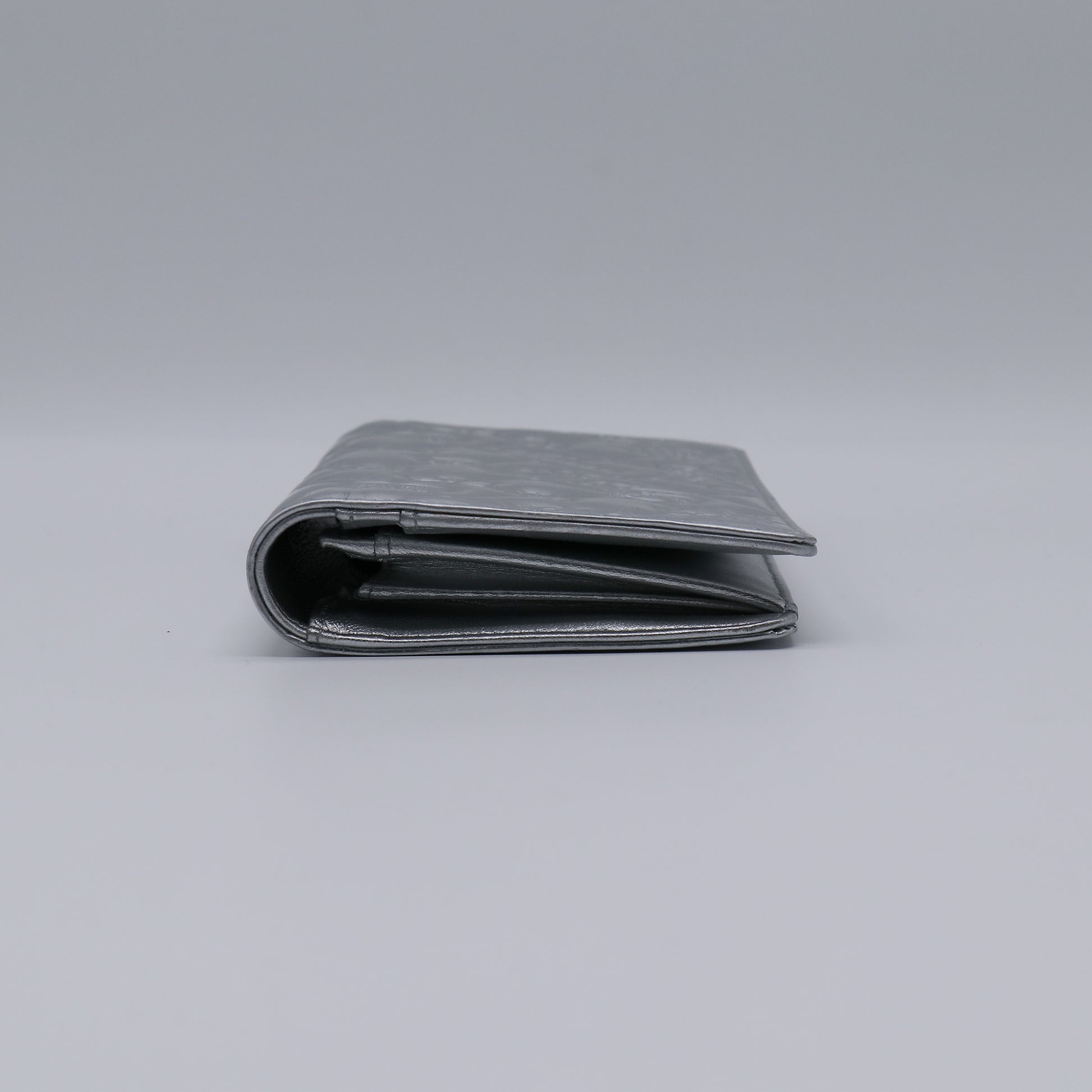 Chanel Metallic Patent Calfskin Quilted Lucky Symbols Yen Wallet W21404