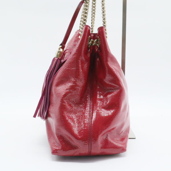 Soho Chain Strap Shoulder Bag Patent Medium