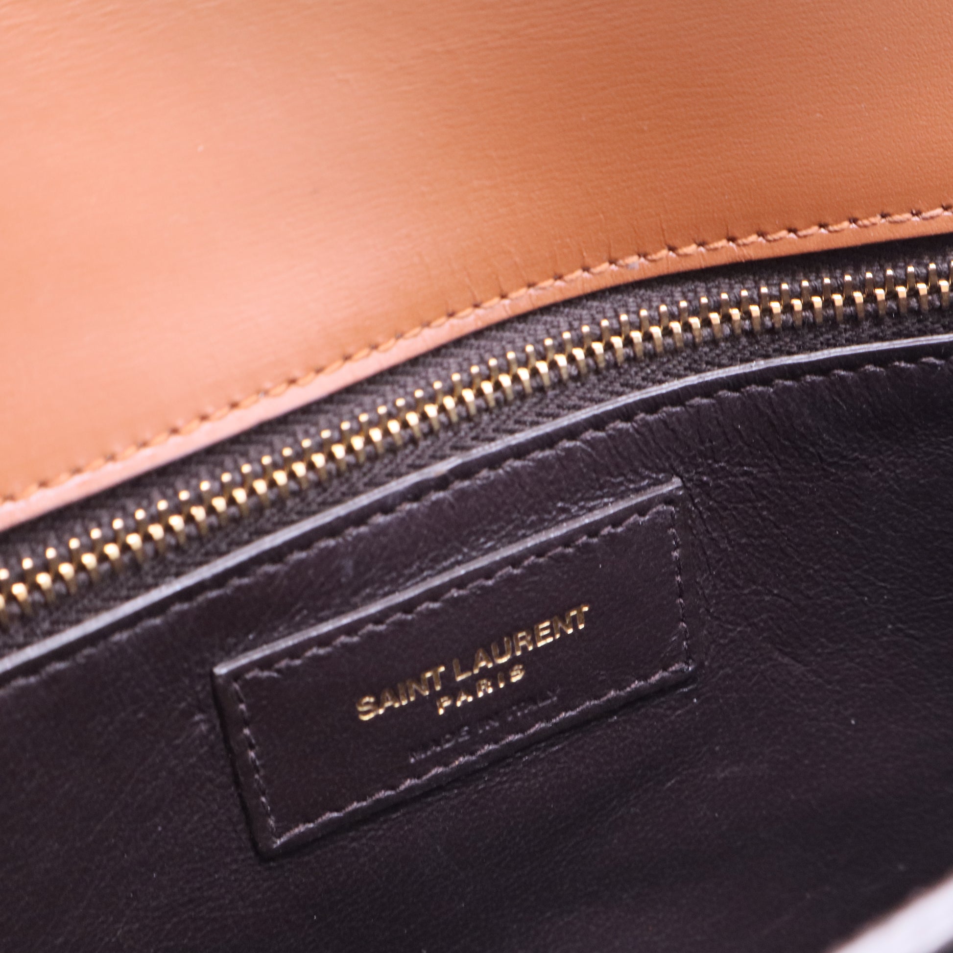 Cassandra leather handbag B20200