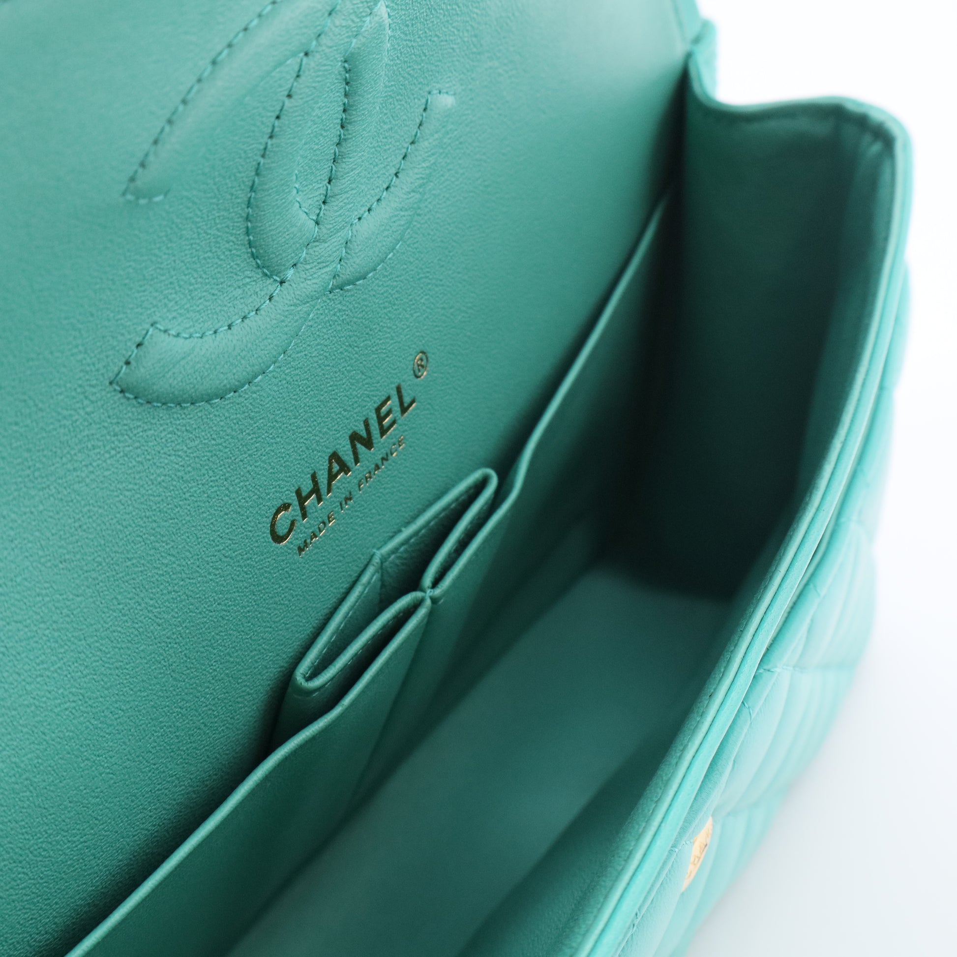 Caviar Quilted Jumbo Double Flap Turquoise