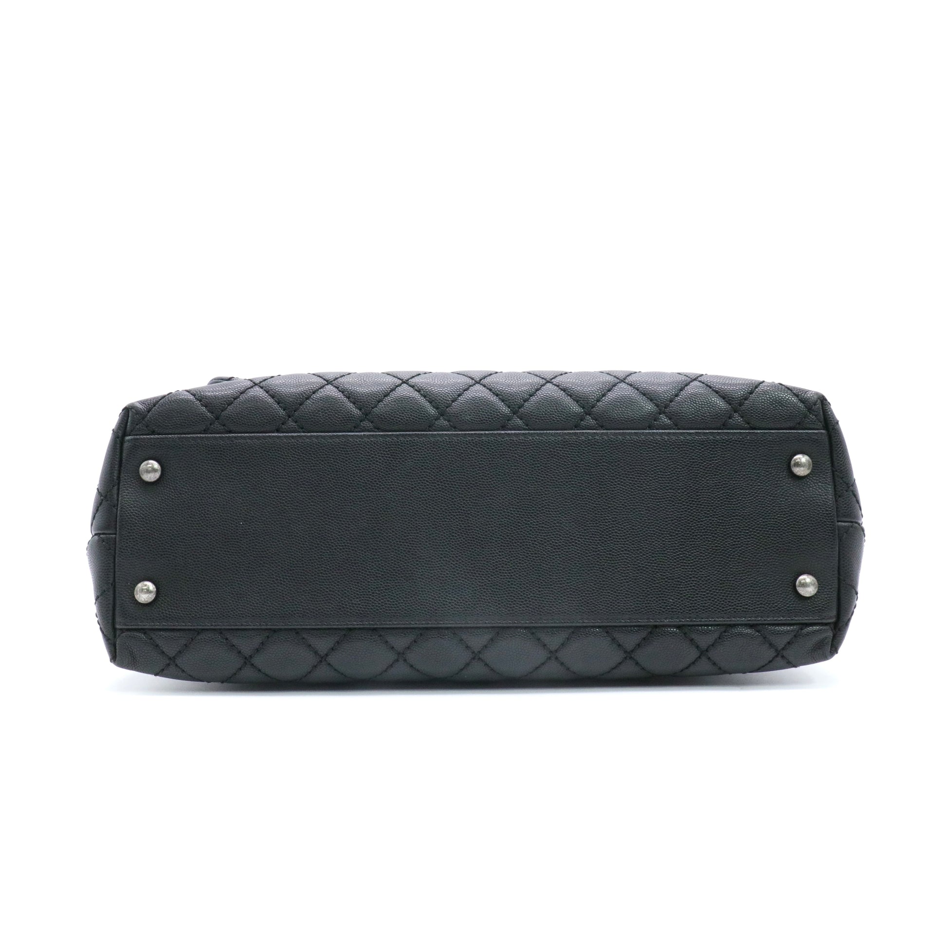 Caviar Quilted Medium Coco Handle Flap Black twins