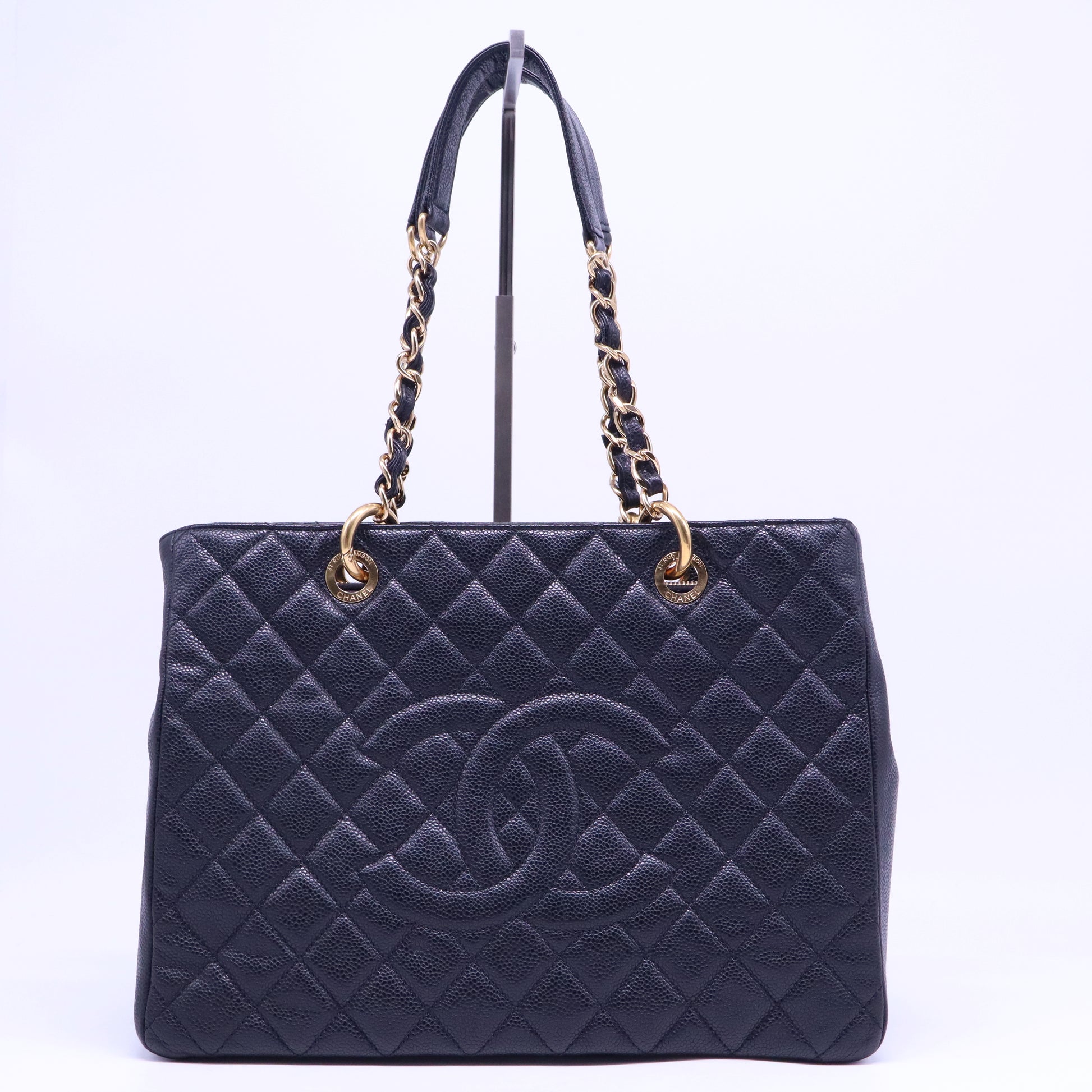 Grand Shopping Tote Quilted Caviar B20861