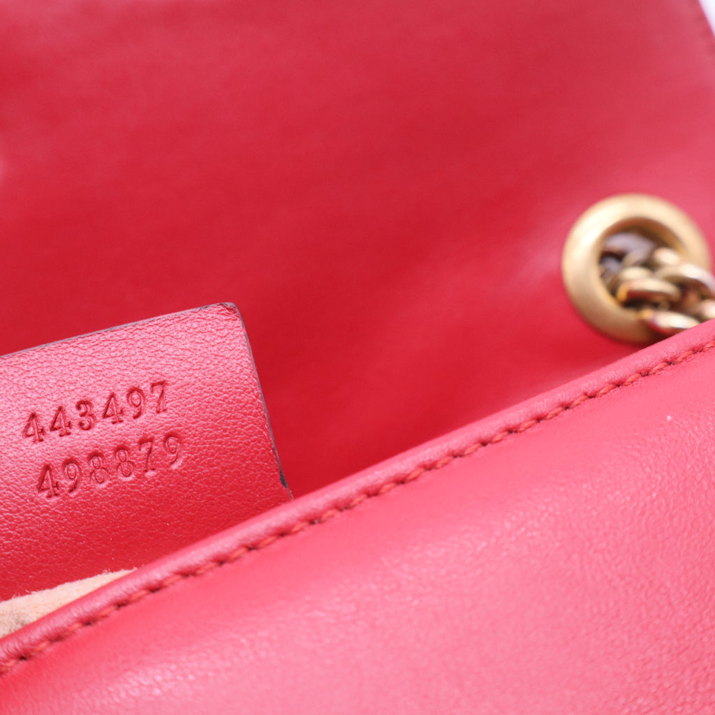 Small GG Marmont Matelasse Shoulder Bag B20179