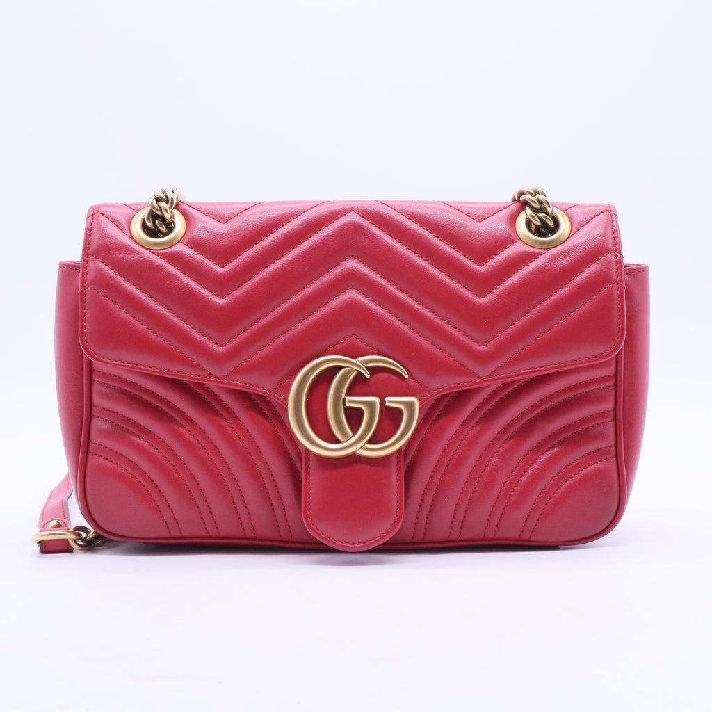 Small GG Marmont Matelasse Shoulder Bag B20179