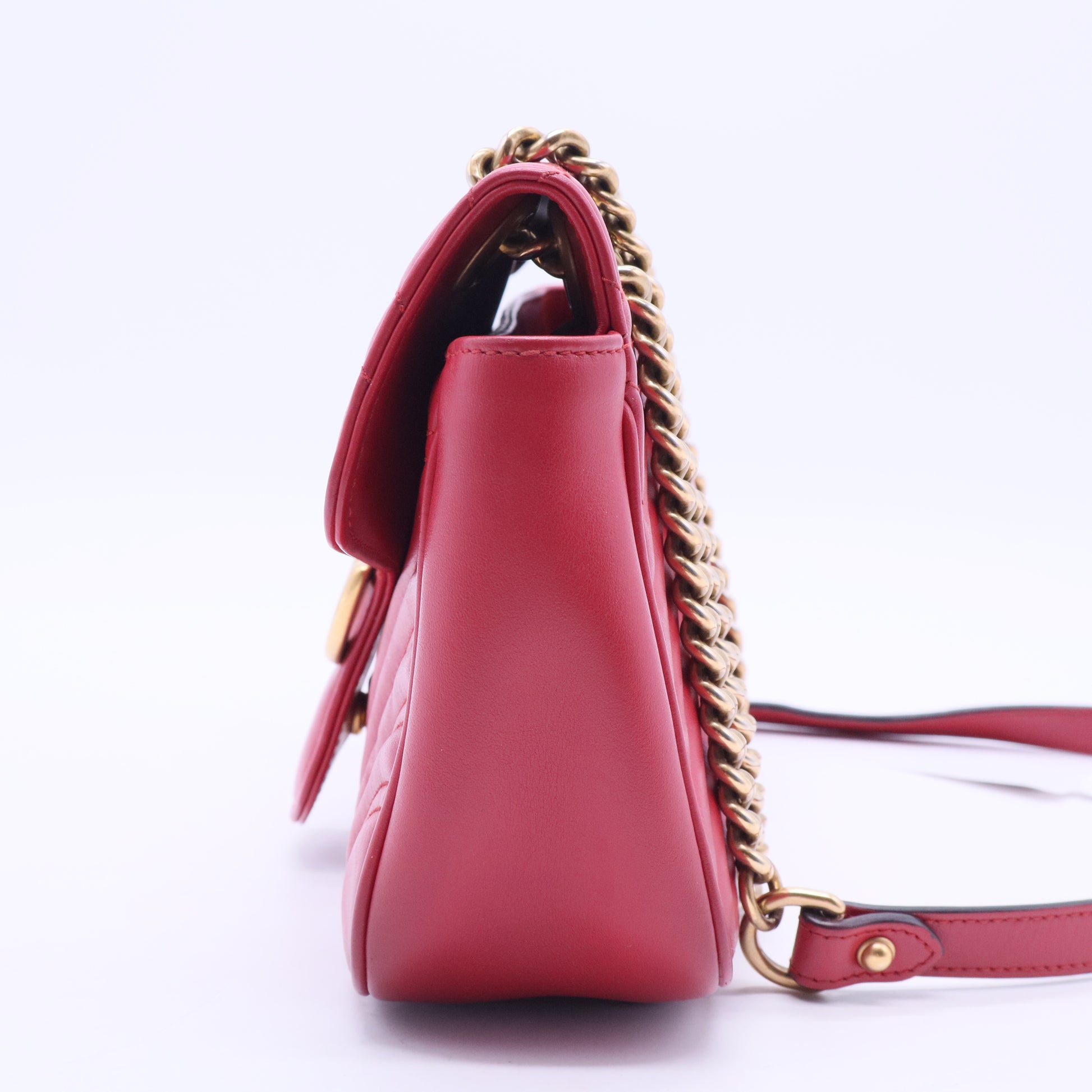 Small GG Marmont Matelasse Shoulder Bag B20179