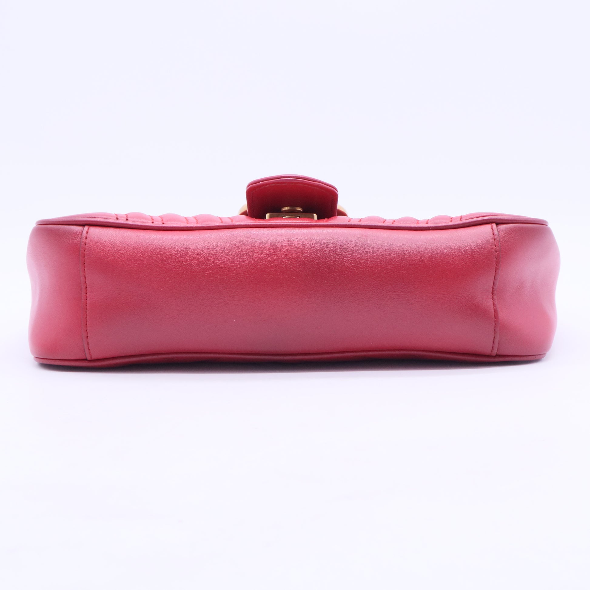 Small GG Marmont Matelasse Shoulder Bag B20179