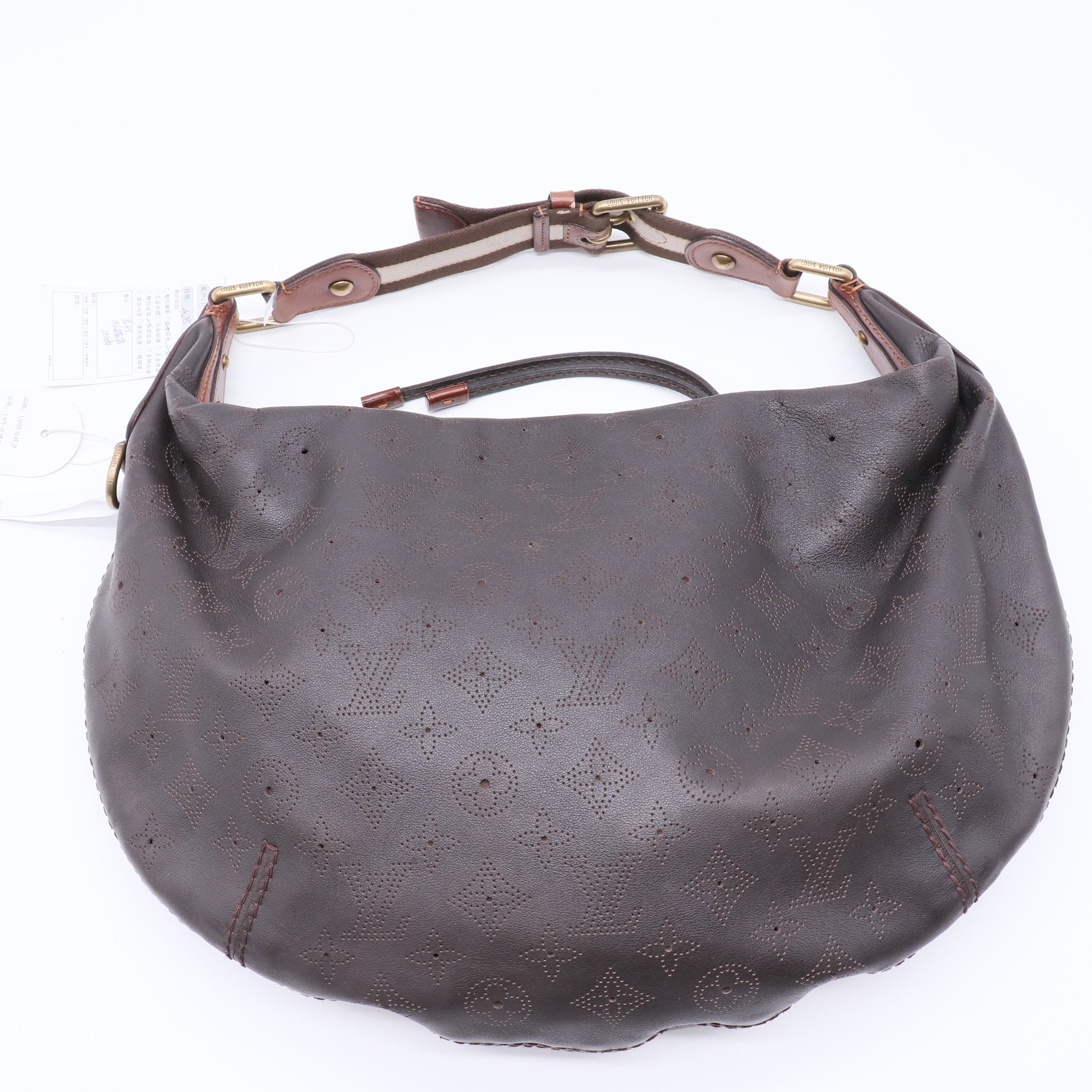 Louis Vuitton Onatah GM Mahina Leather Hobo Bag twins B22022