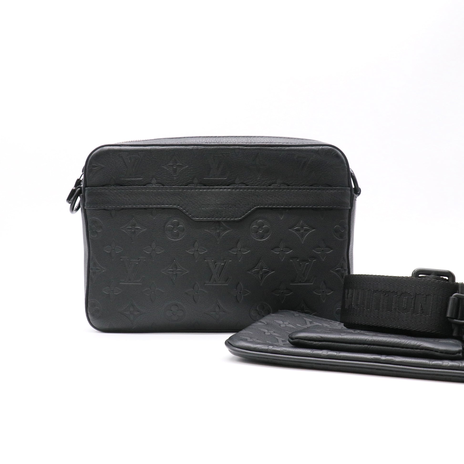 Louis Vuitton Trio Messenger bag in Monogram Shadow leather twins LDJ5605
