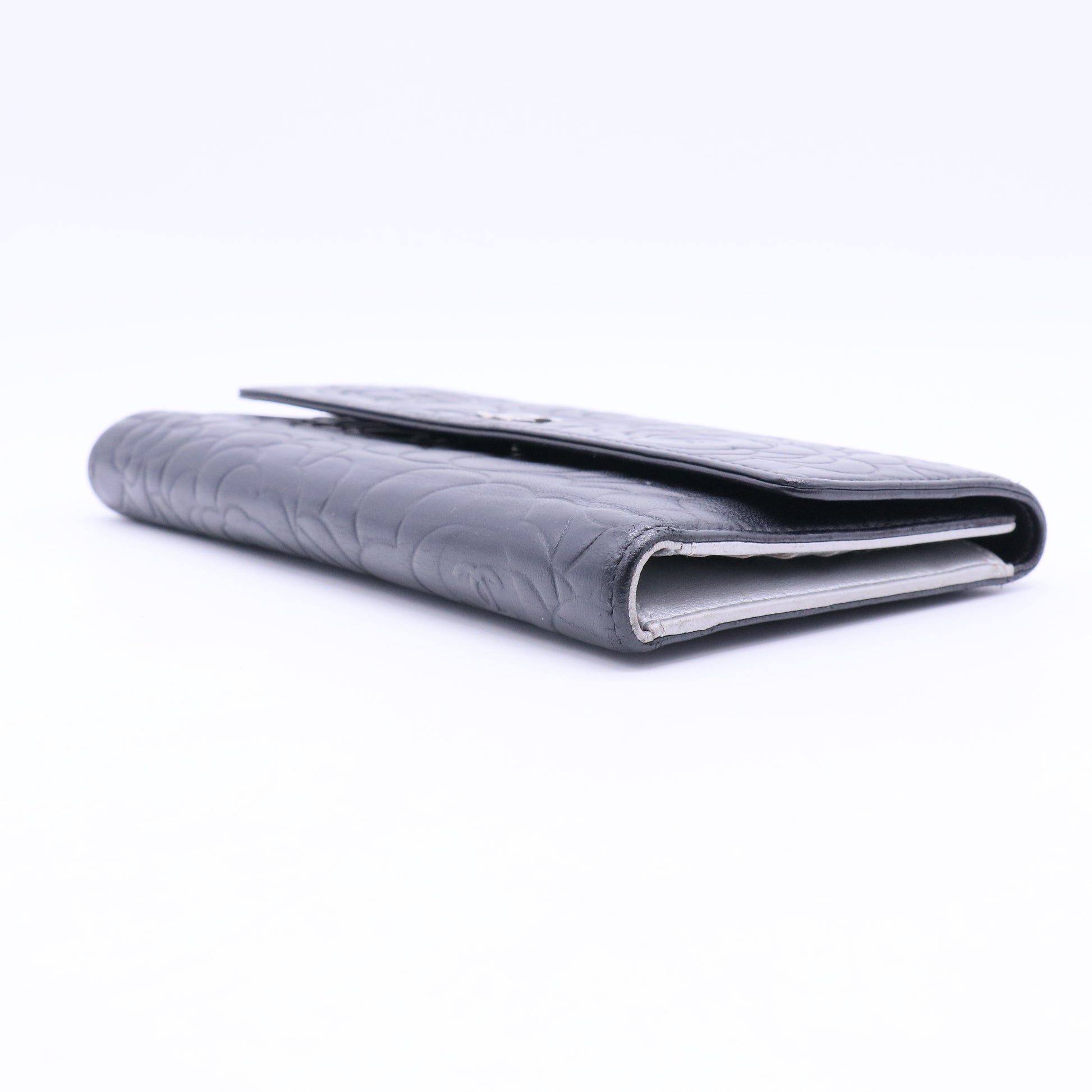 CAMELLIA EMBOSSED Large Wallet