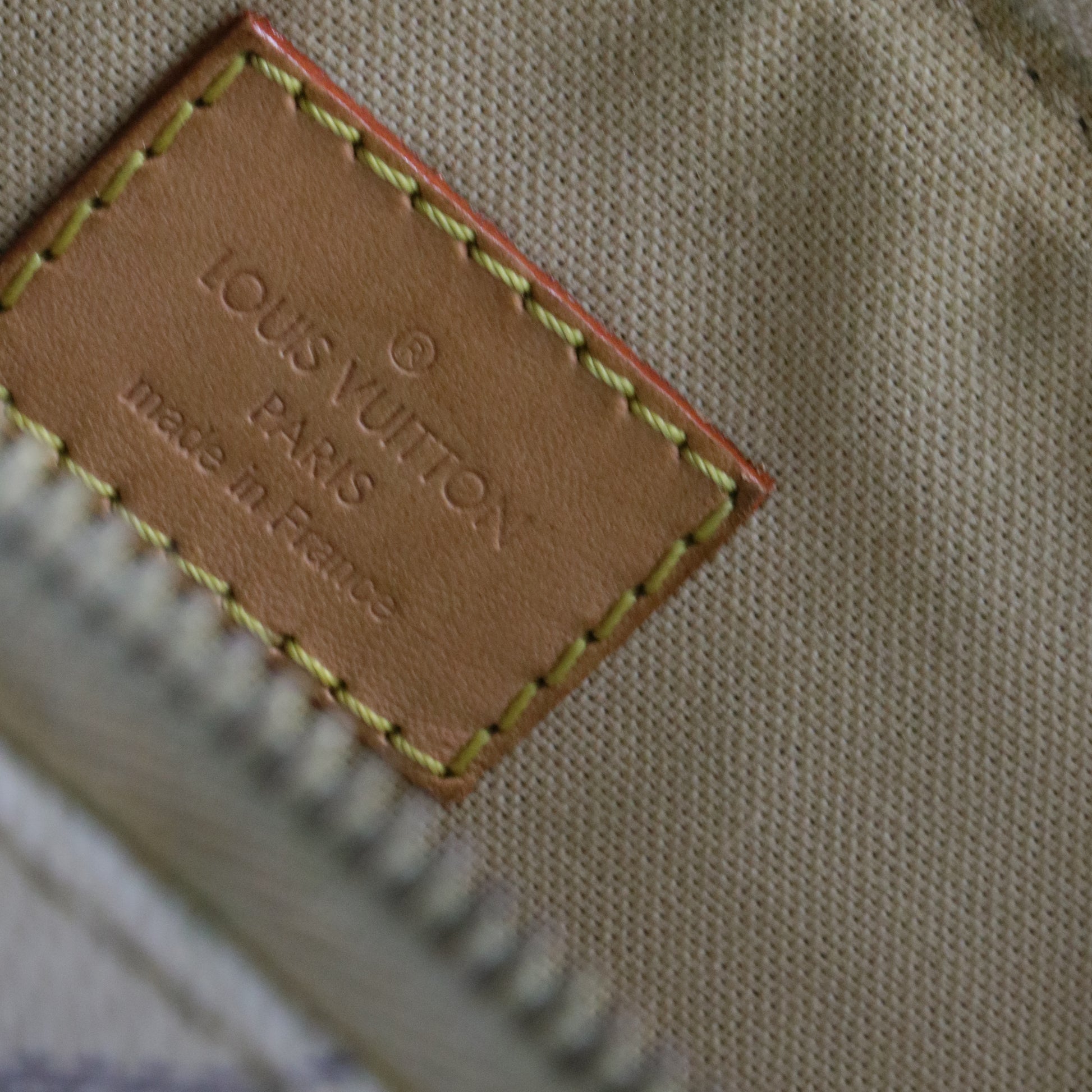 Damier Azur Figheri PM