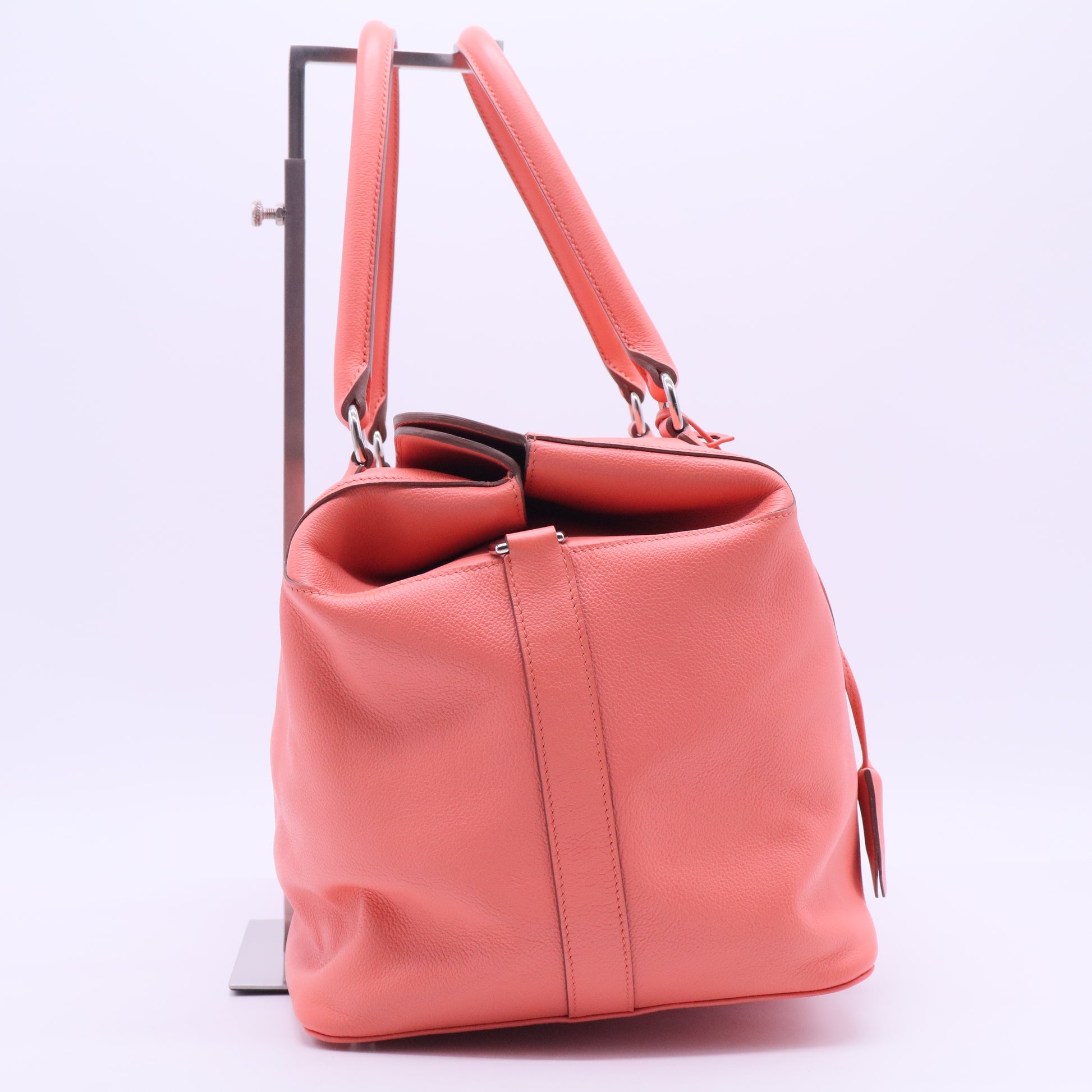Victoria leather handbag B20053