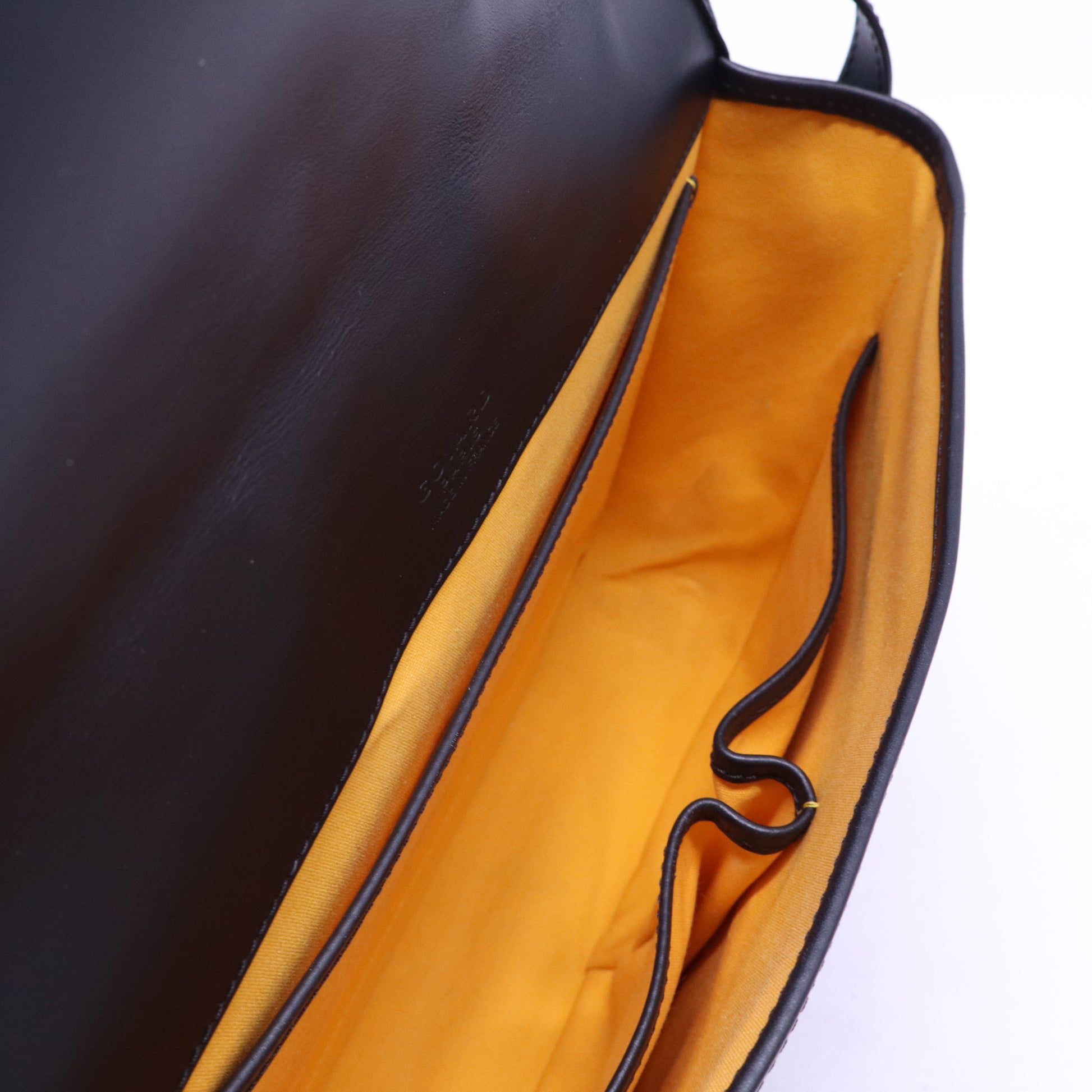 Belvedere  Messenger Bag  B20994