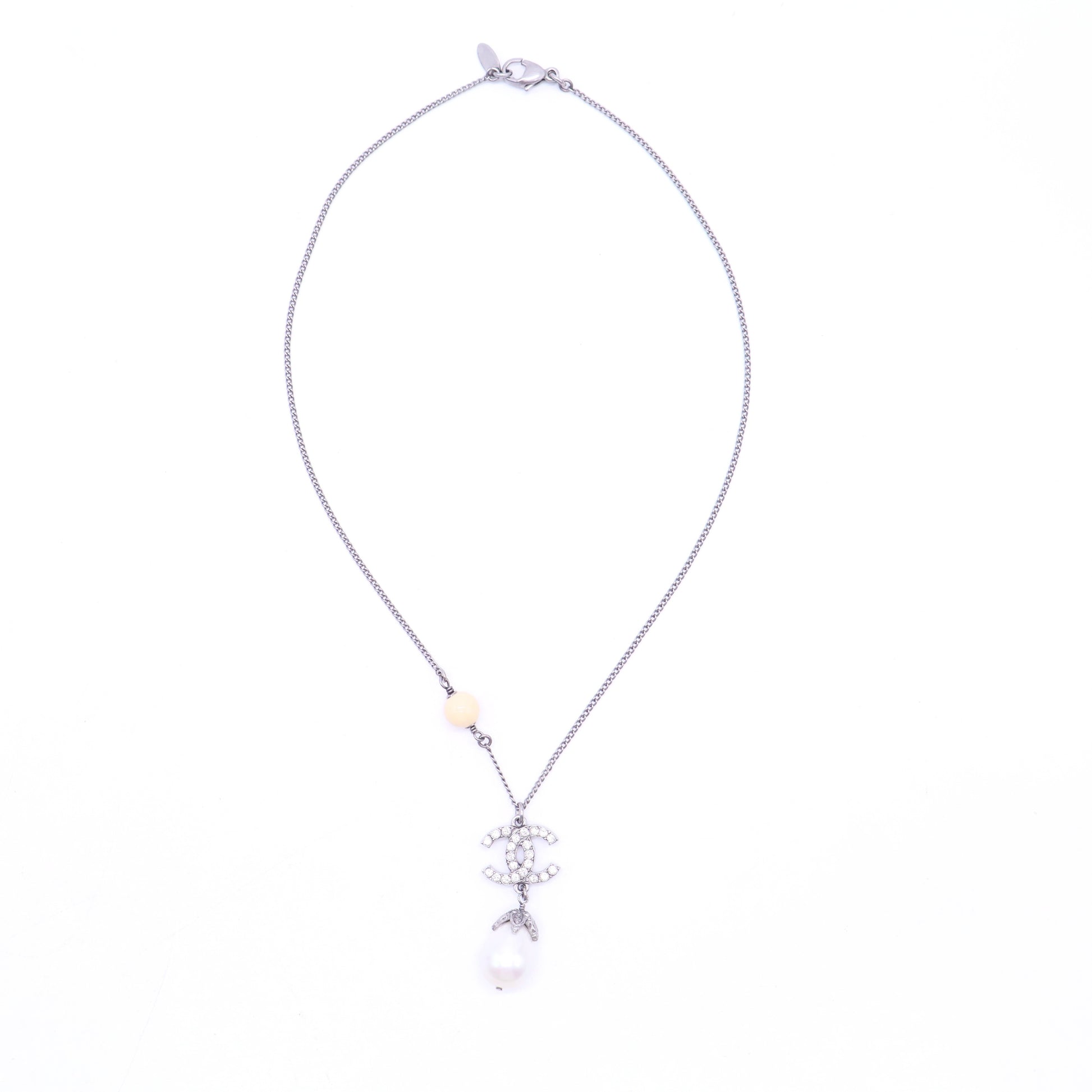 Crystal Pearl CC Necklace Silver W20327