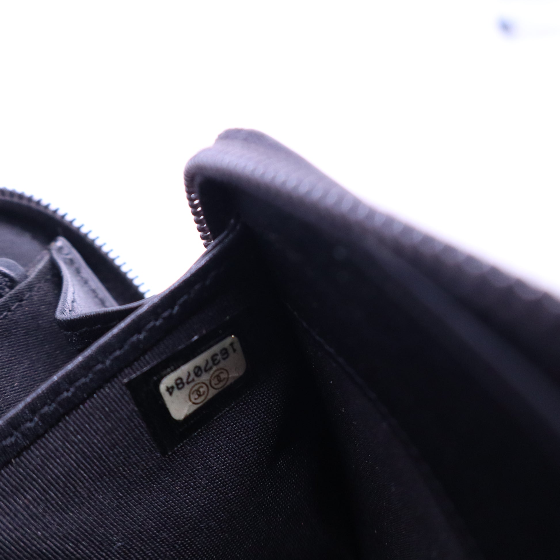 Black Caviar Leather Timeless L-Gusset Zippy Wallet W20798