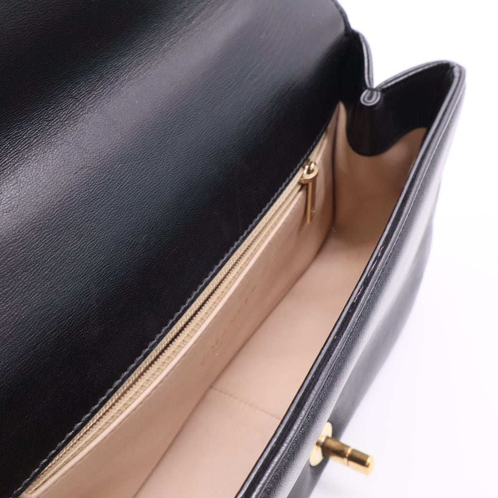 CHANEL Lambskin Leather Chain Shoulder Bag with Gold Buckle twins