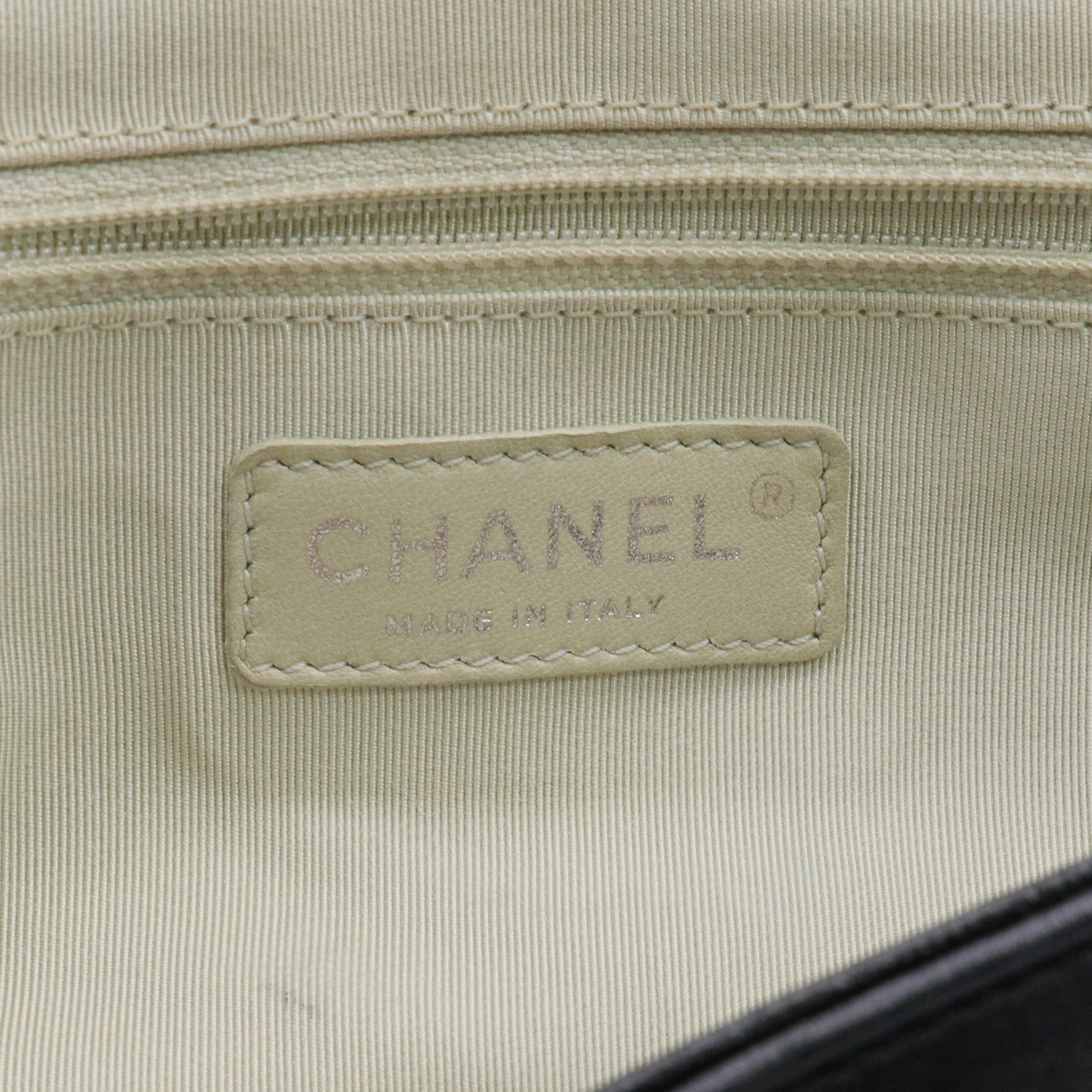 Chain Around Flap Bag Quilted Leather Medium twins