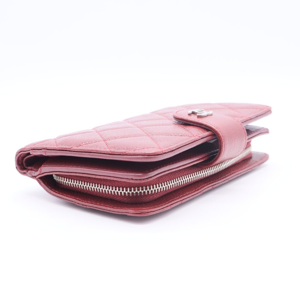 Caviar Quilted Zipped Pocket Wallet Red