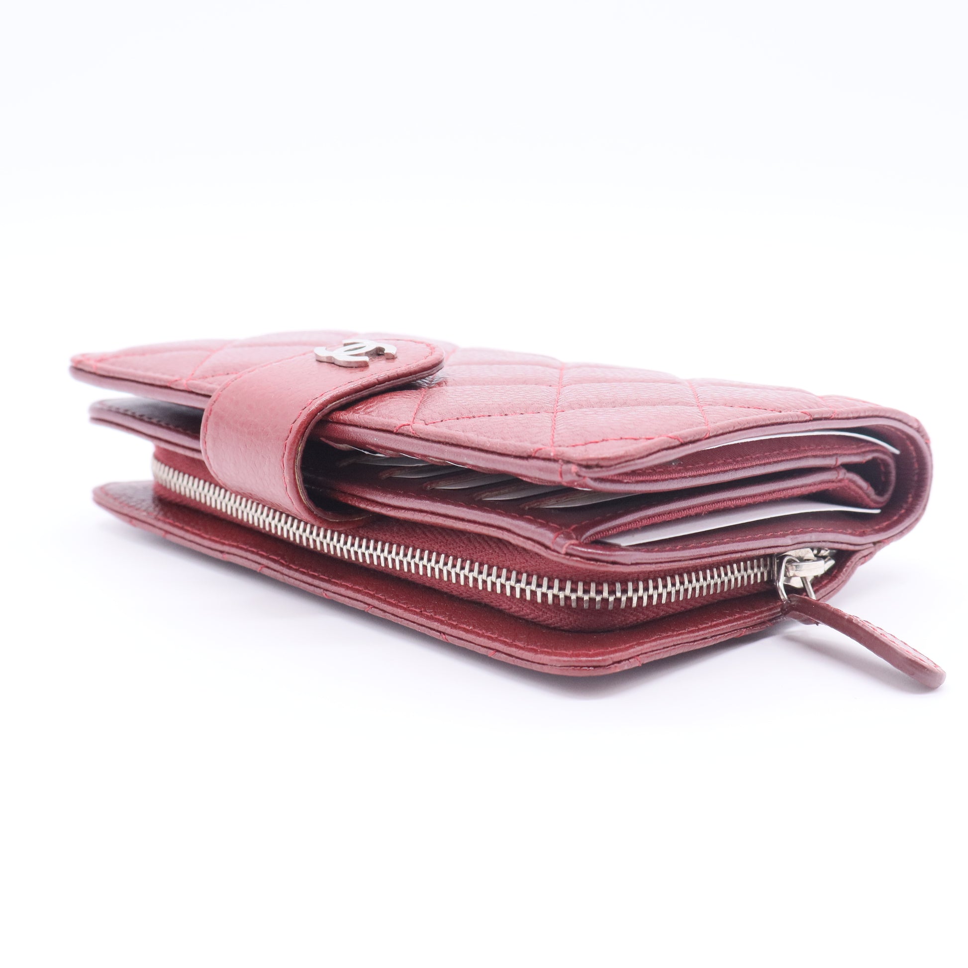 Caviar Quilted Zipped Pocket Wallet Red