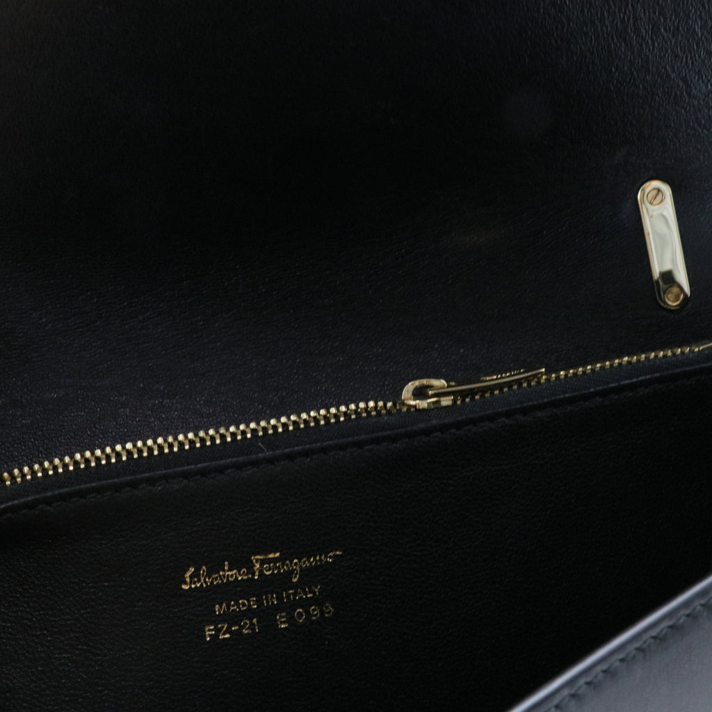Black Leather Gancio Lock Shoulder Bag