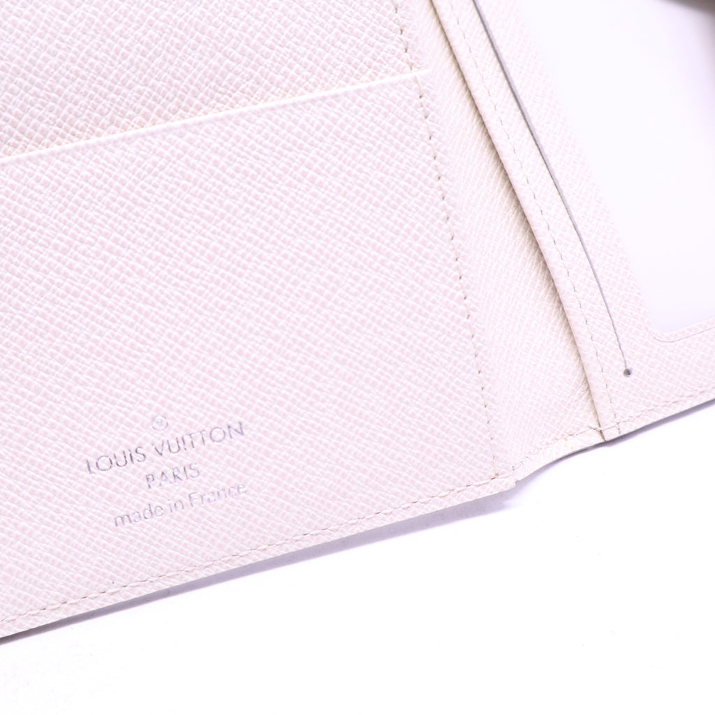 2007 Epi Leather Bifold Wallet W20658
