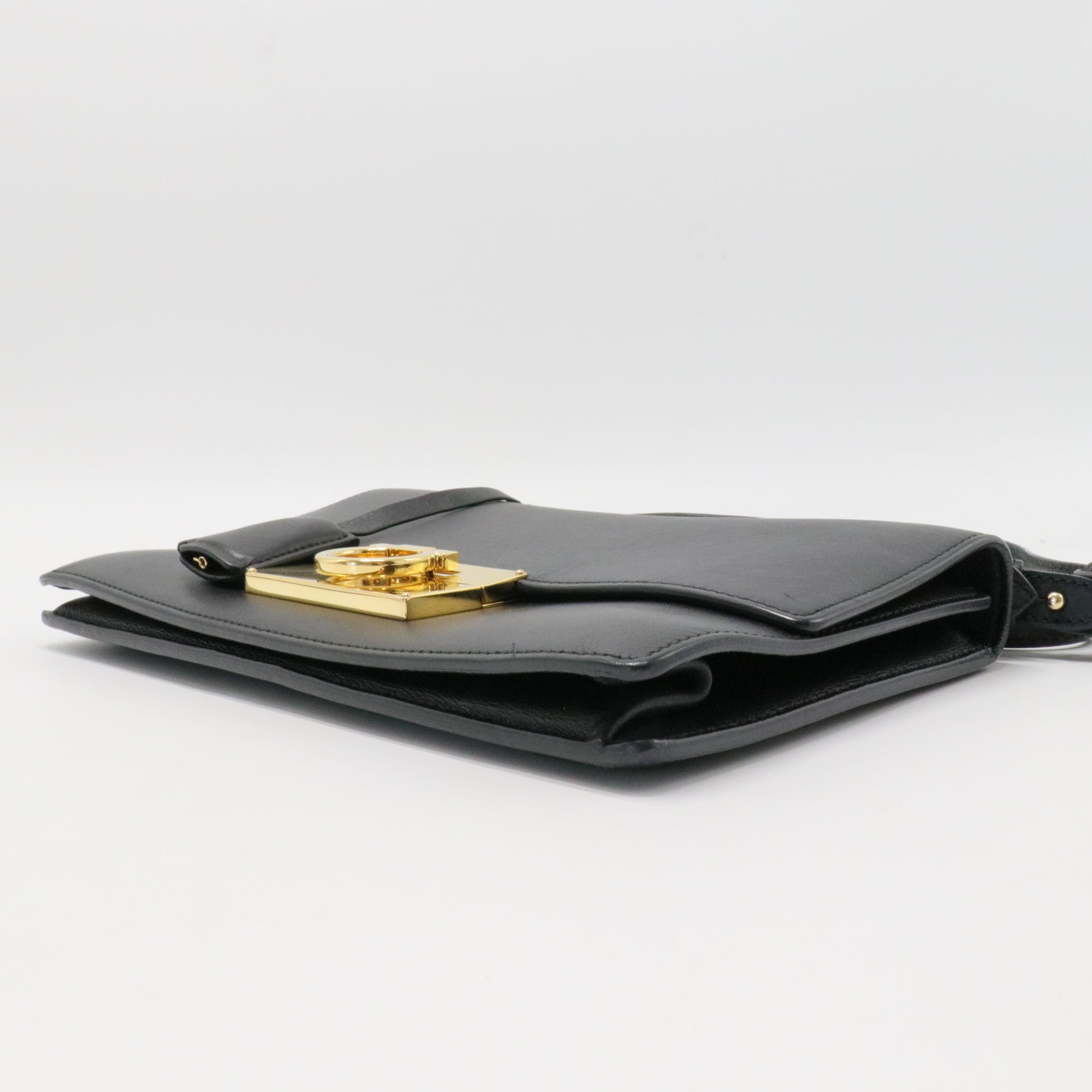 Black Leather Gancio Lock Shoulder Bag