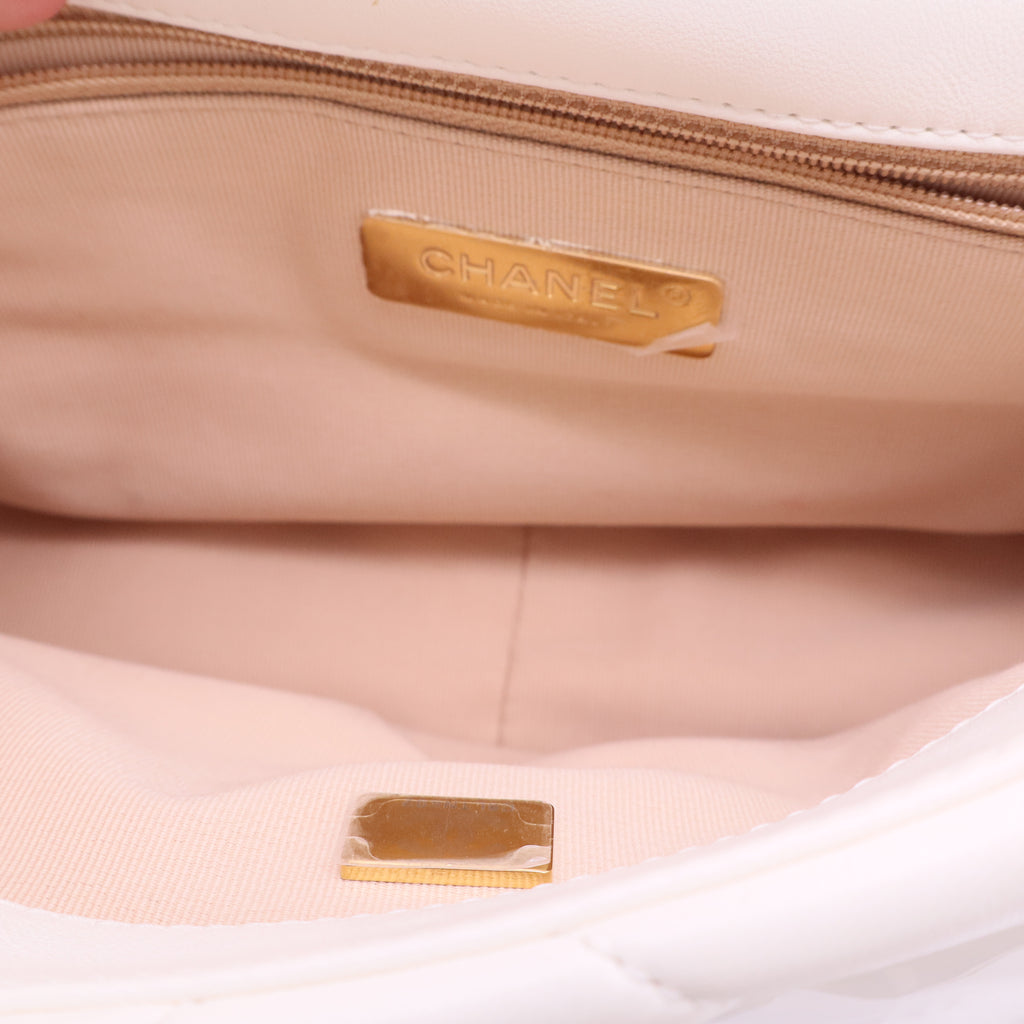 19 Flap Bag Quilted Leather Medium  Twins