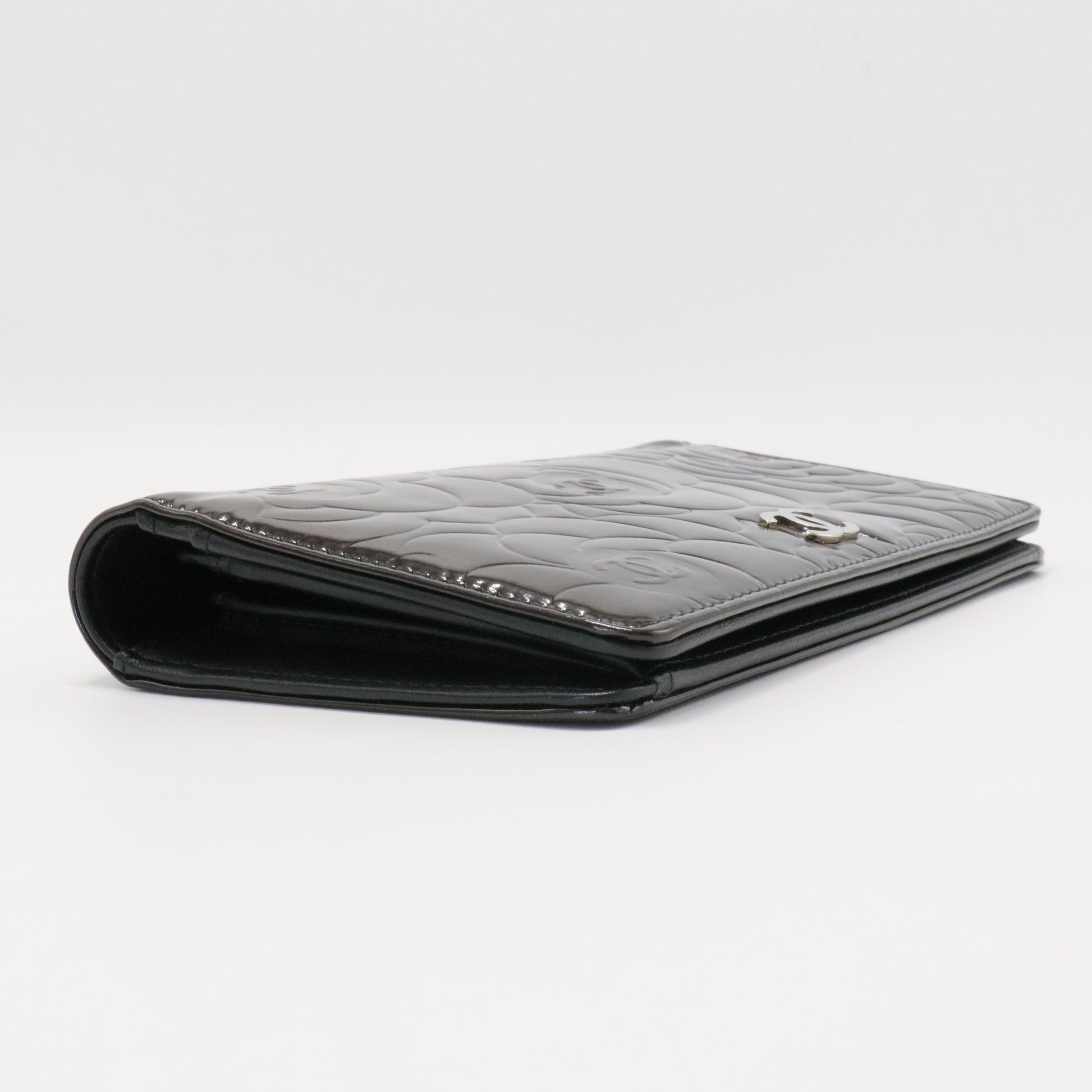 Patent Camellia Embossed Yen Wallet