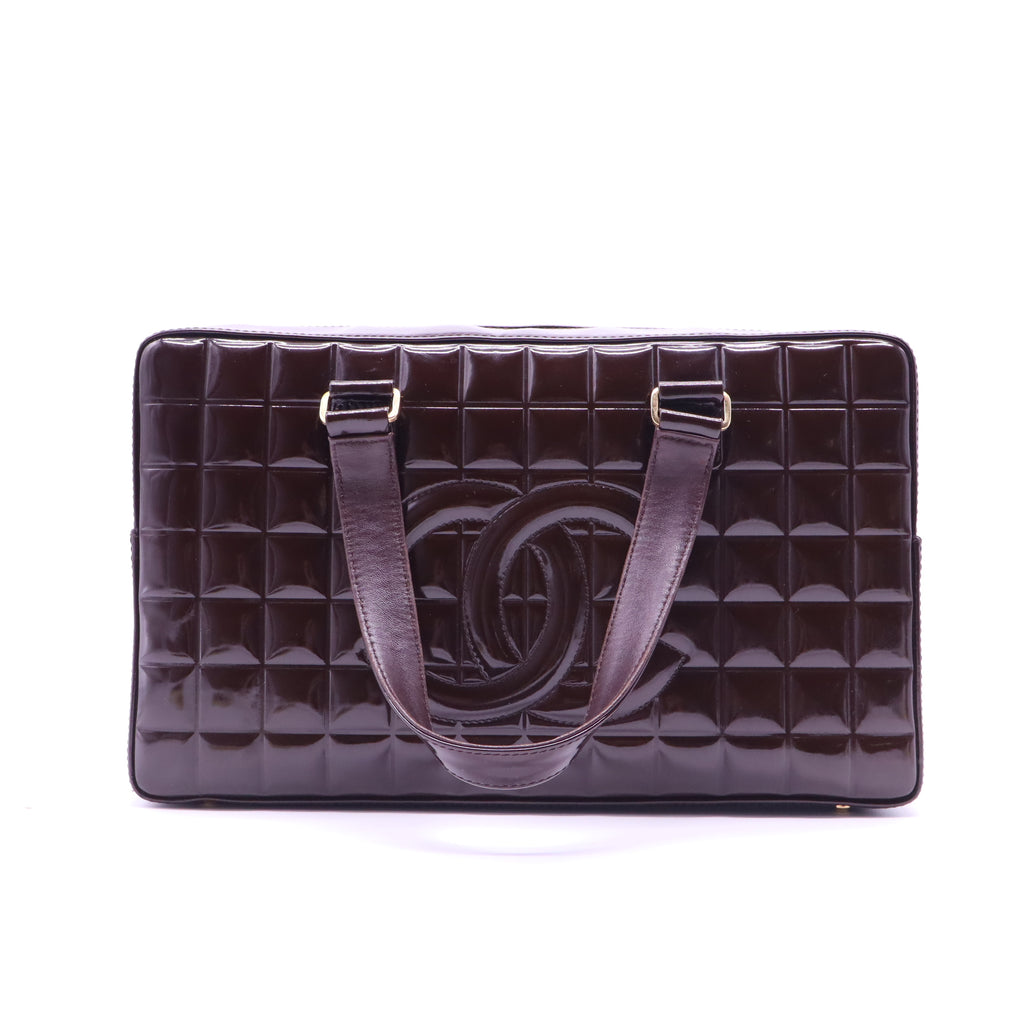 Chocolate Bar CC Bowler Bag Quilted Patent Large Twins B22176