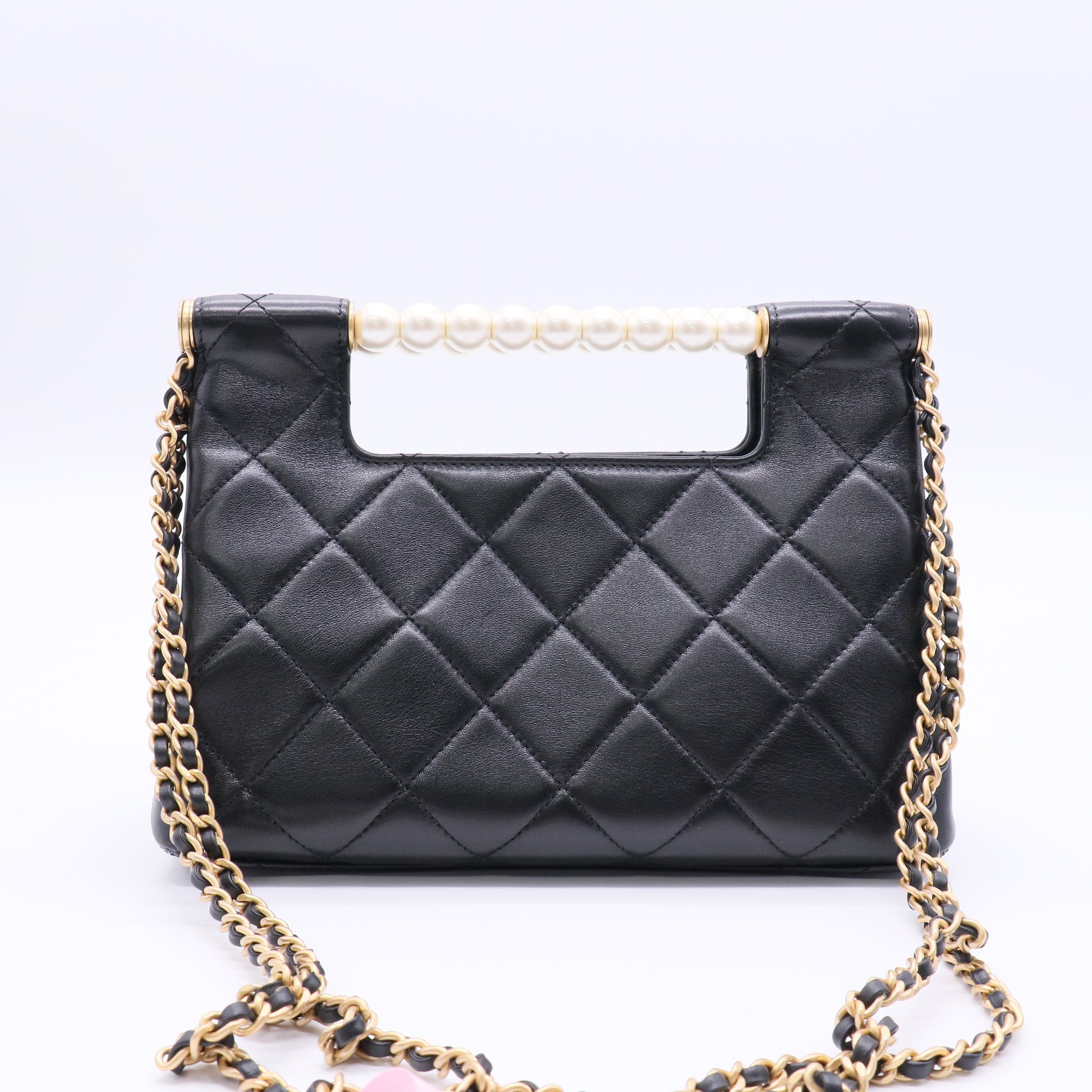 CC Pearls Bar Handle Shopping Bag Quilted Shiny Lambskin Small Twins