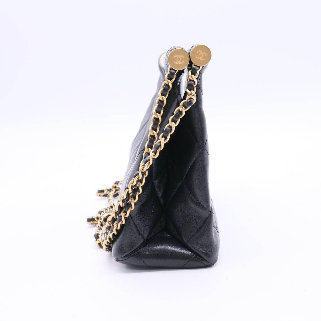 CC Pearls Bar Handle Shopping Bag Quilted Shiny Lambskin Small Twins